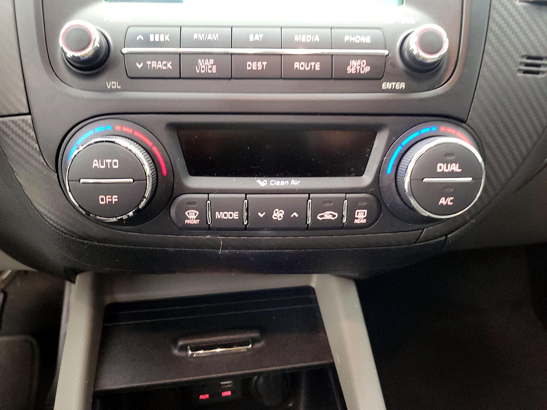 Thumbnail: 2015 Kia Forte - 16