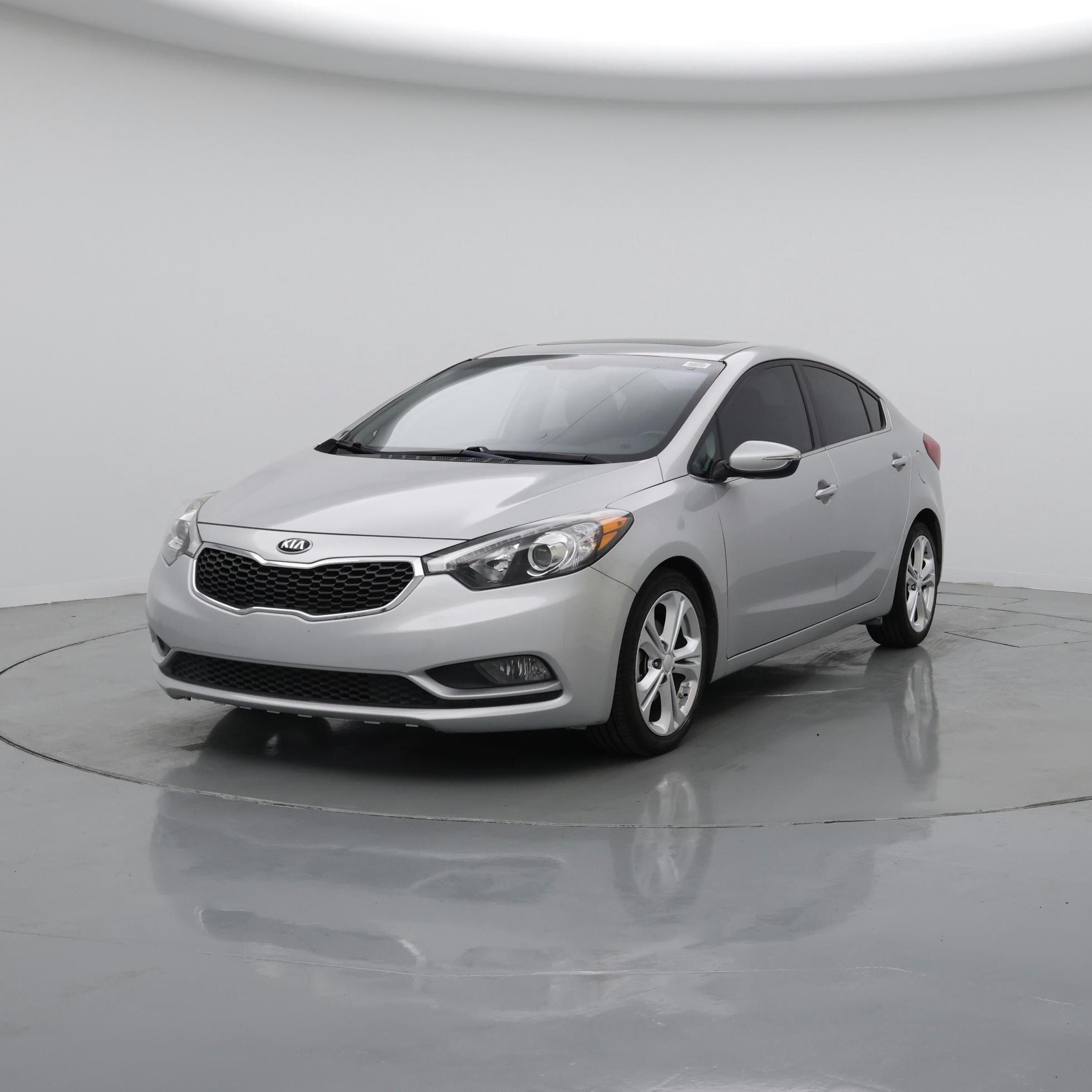Thumbnail: 2015 Kia Forte - 4