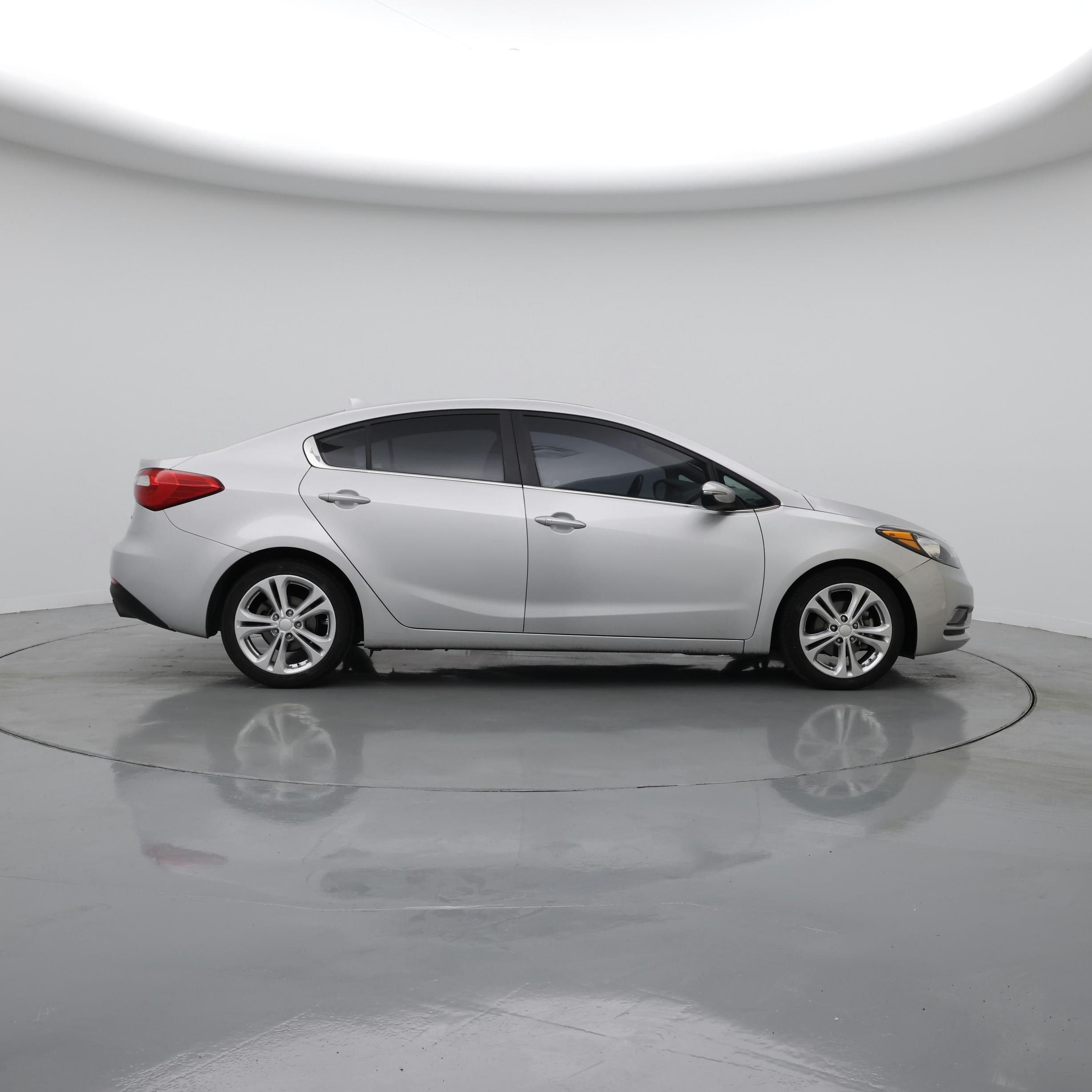 Thumbnail: 2015 Kia Forte - 7
