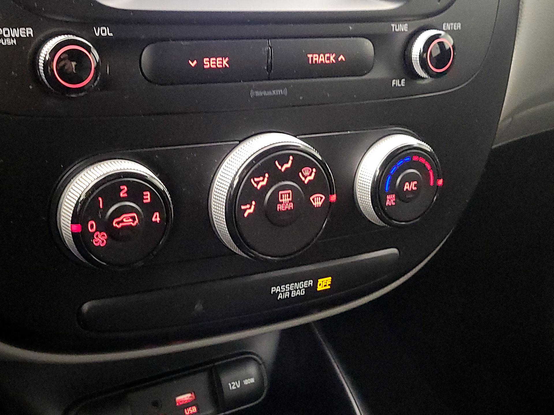 Thumbnail: 2019 Kia Soul - 16