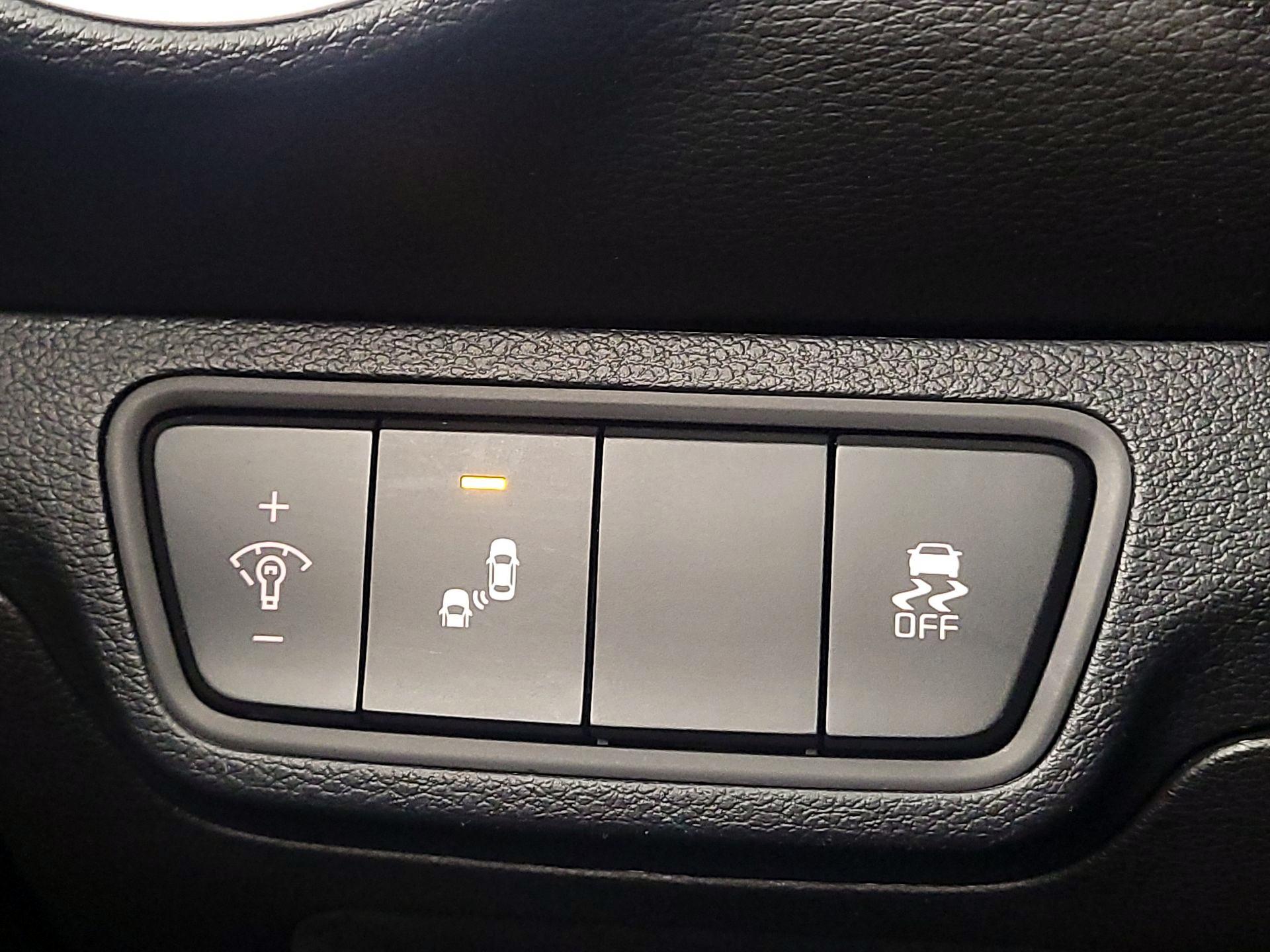 Thumbnail: 2024 Kia Forte - 13