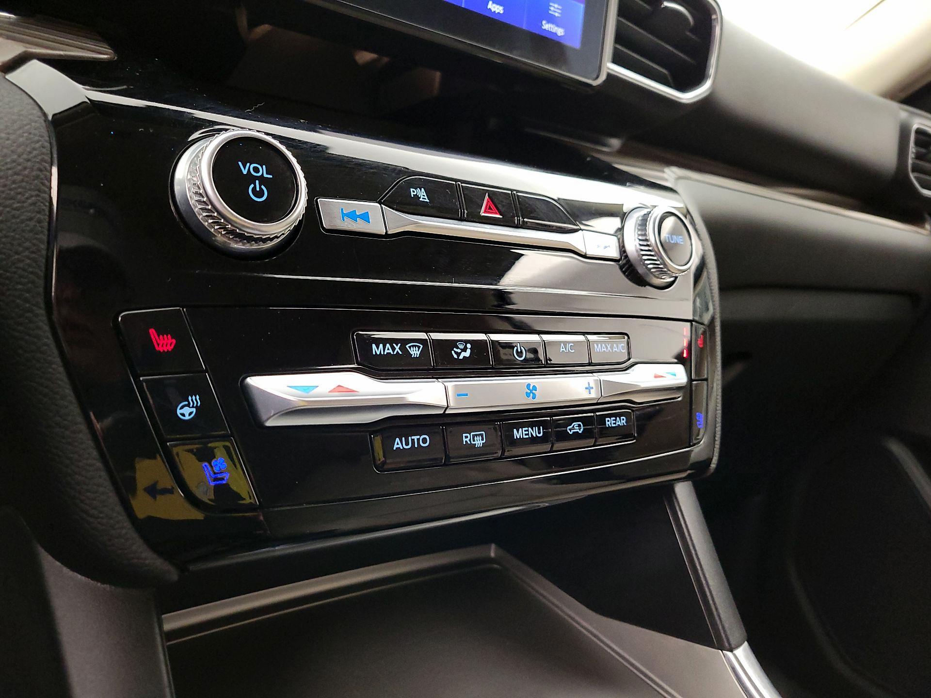 Thumbnail: 2023 Ford Explorer - 17