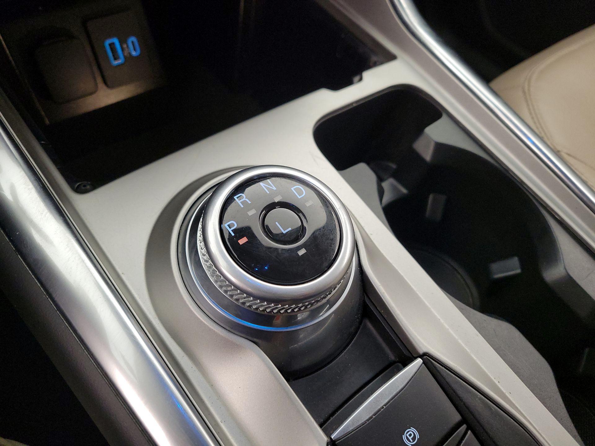 Thumbnail: 2023 Ford Explorer - 18