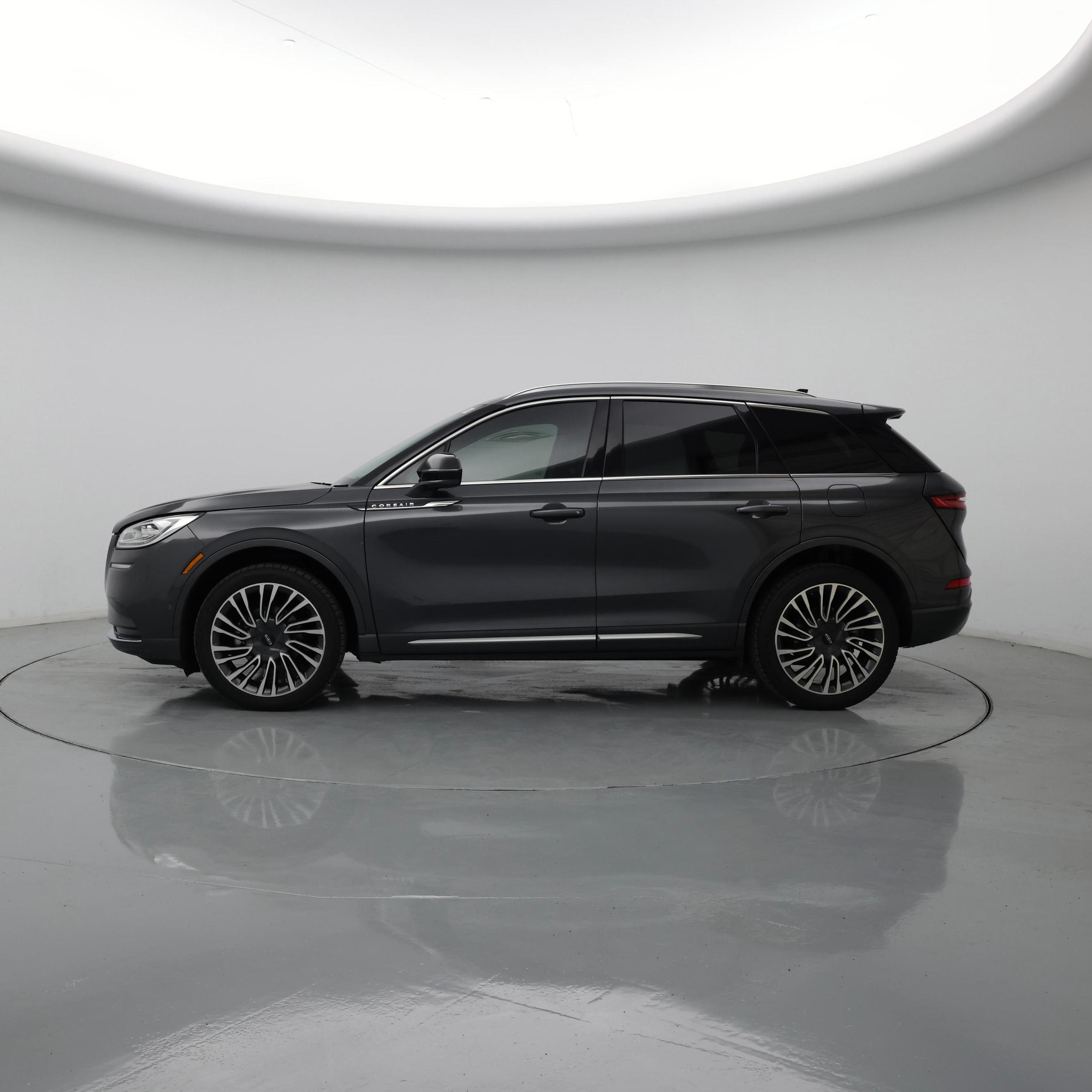 Thumbnail: 2020 Lincoln Corsair - 3