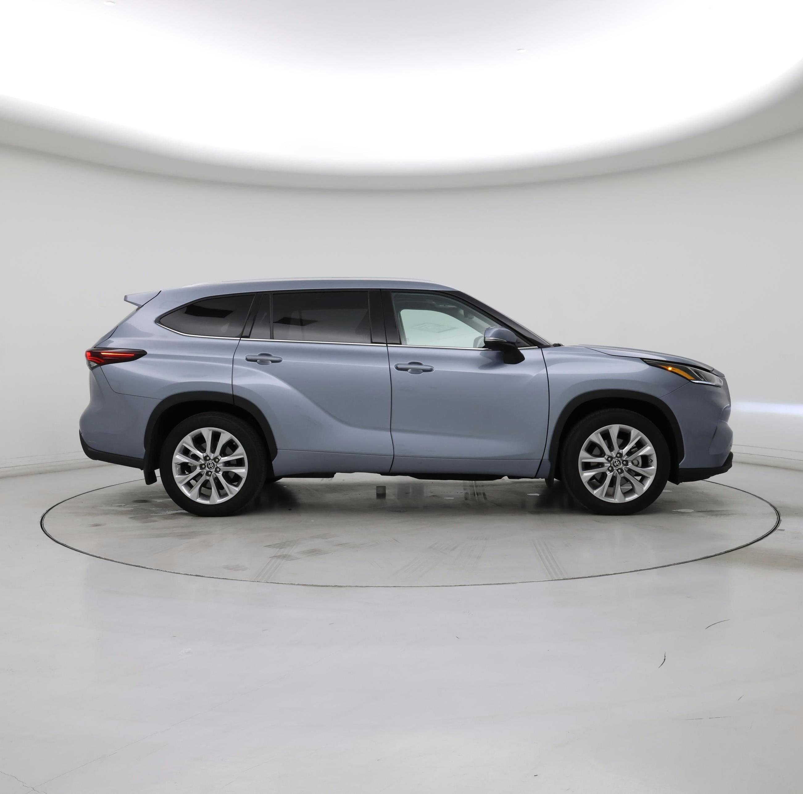 Thumbnail: 2024 Toyota Highlander - 7