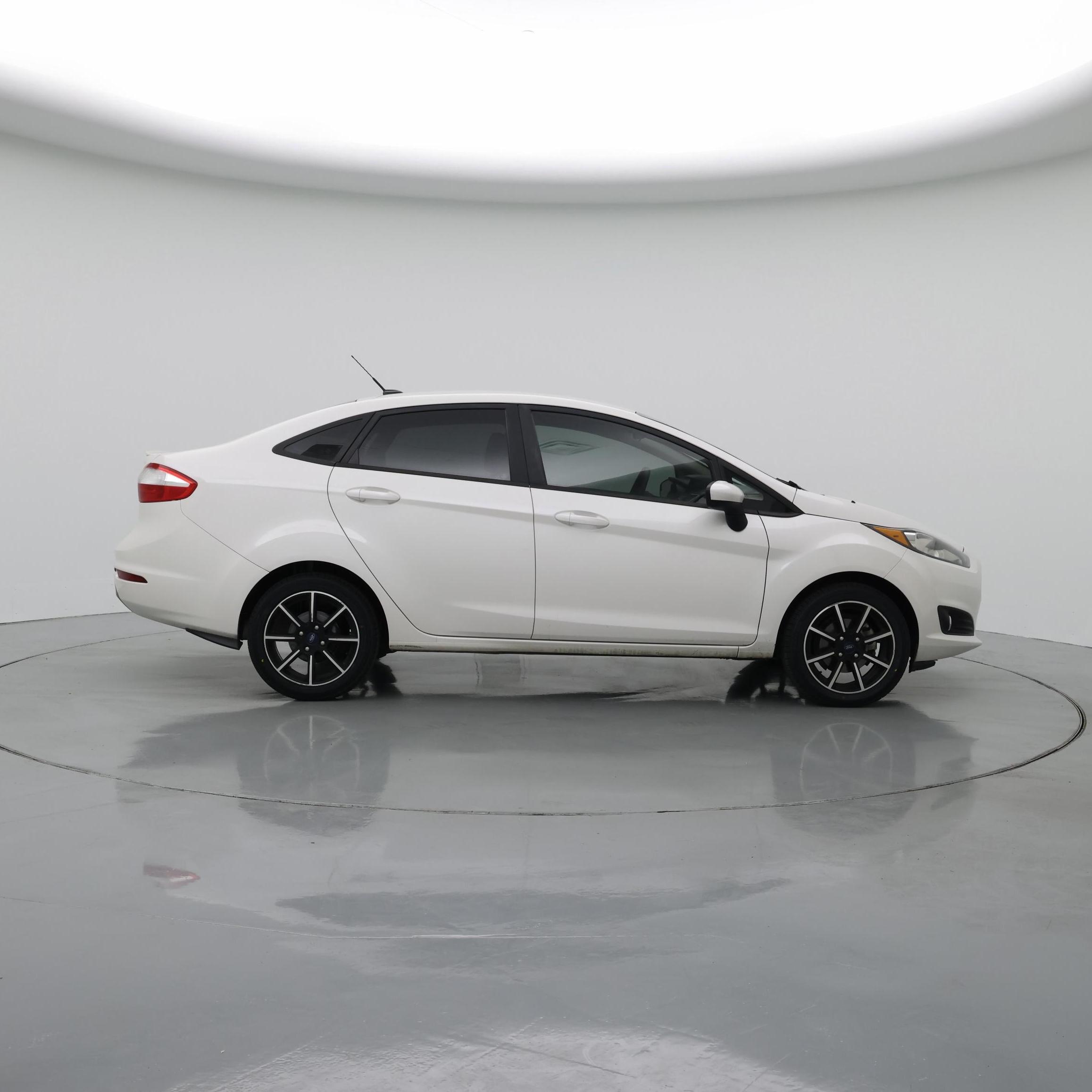 Thumbnail: 2018 Ford Fiesta - 7