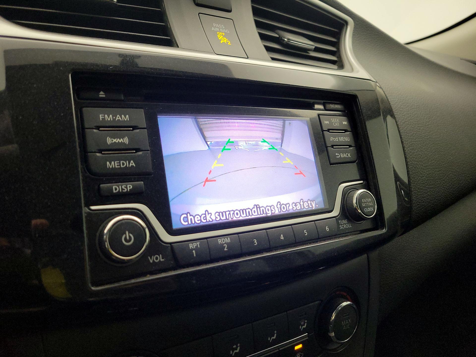 Thumbnail: 2017 Nissan Sentra - 14