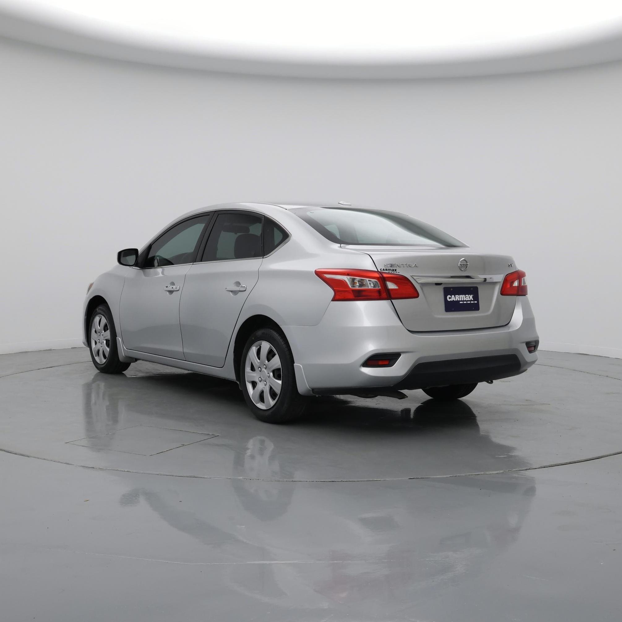 Thumbnail: 2017 Nissan Sentra - 2