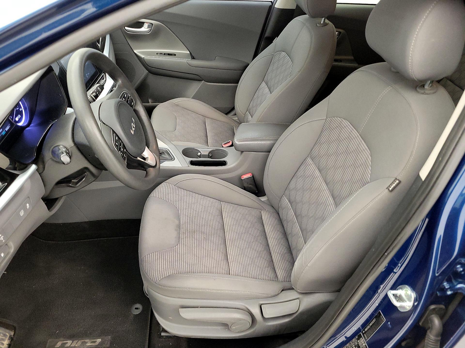 Thumbnail: 2022 Kia Niro - 11