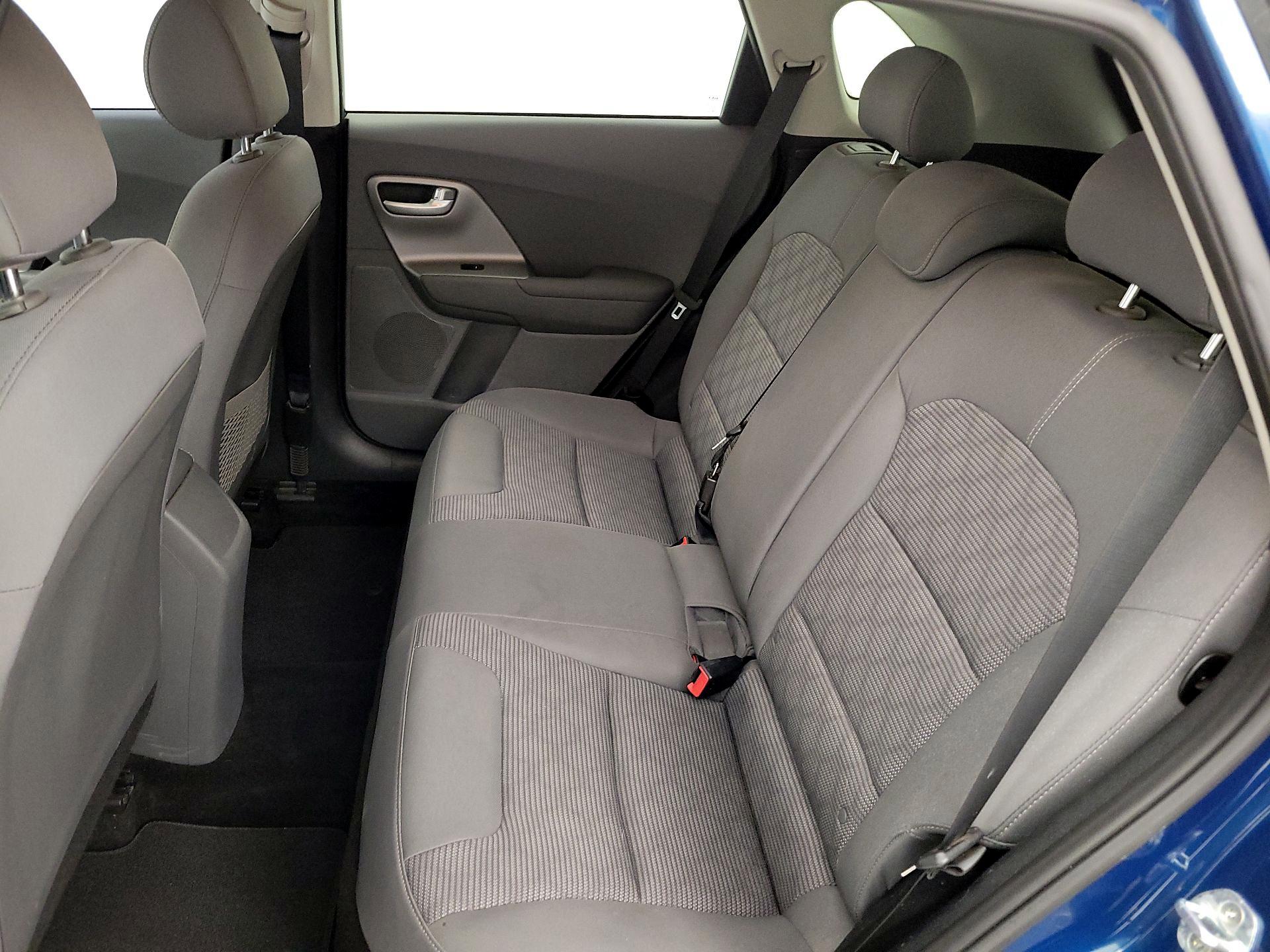 Thumbnail: 2022 Kia Niro - 19