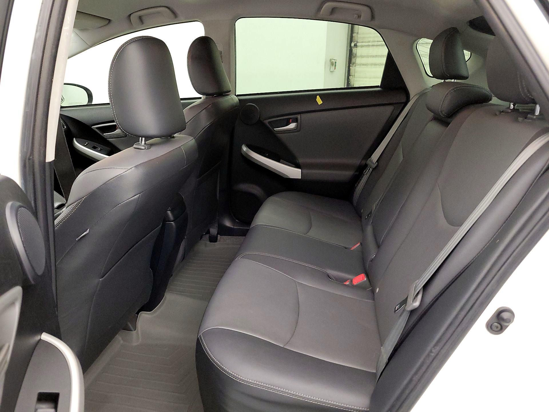 Thumbnail: 2015 Toyota Prius - 19