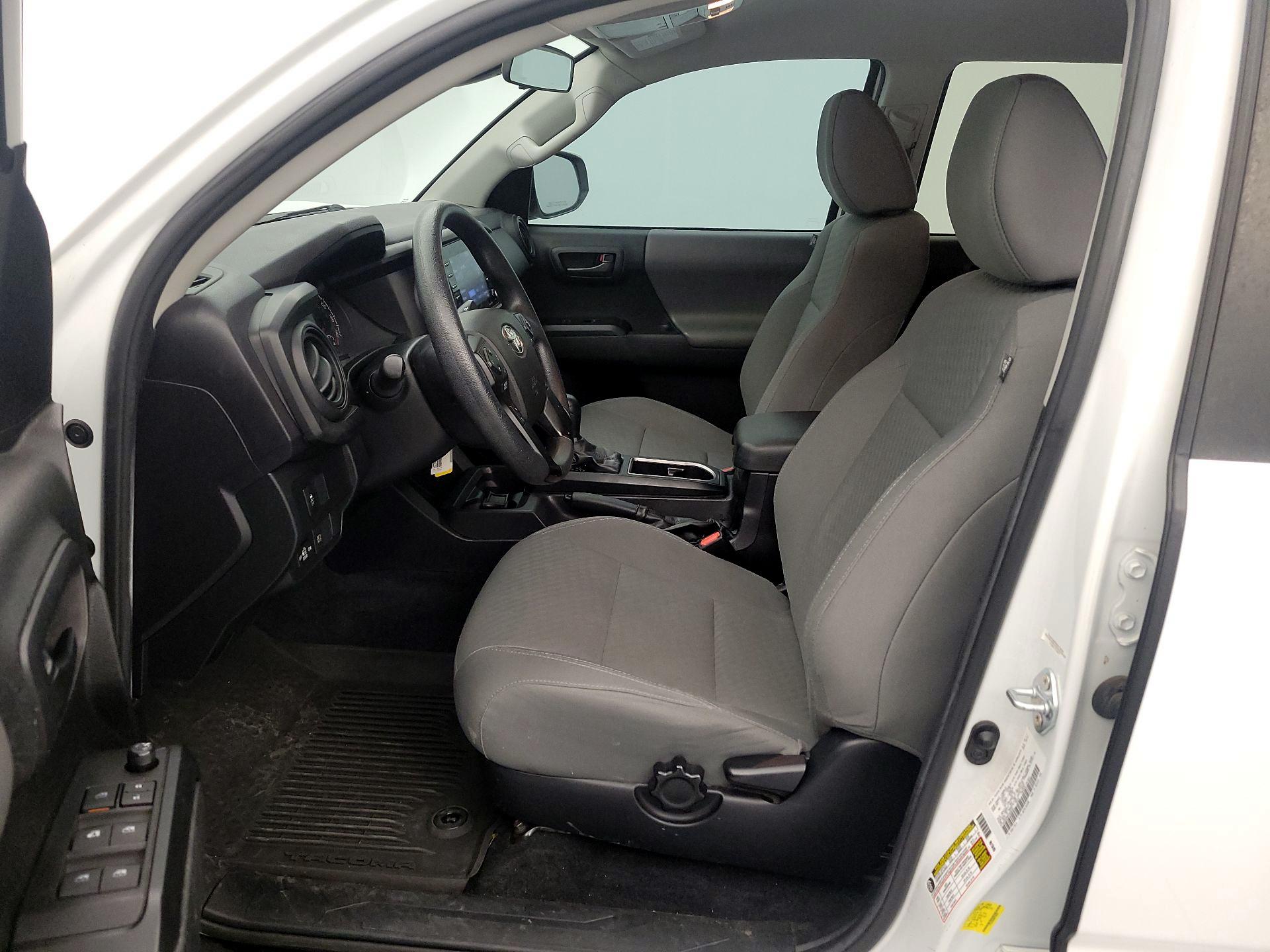 Thumbnail: 2022 Toyota Tacoma - 11