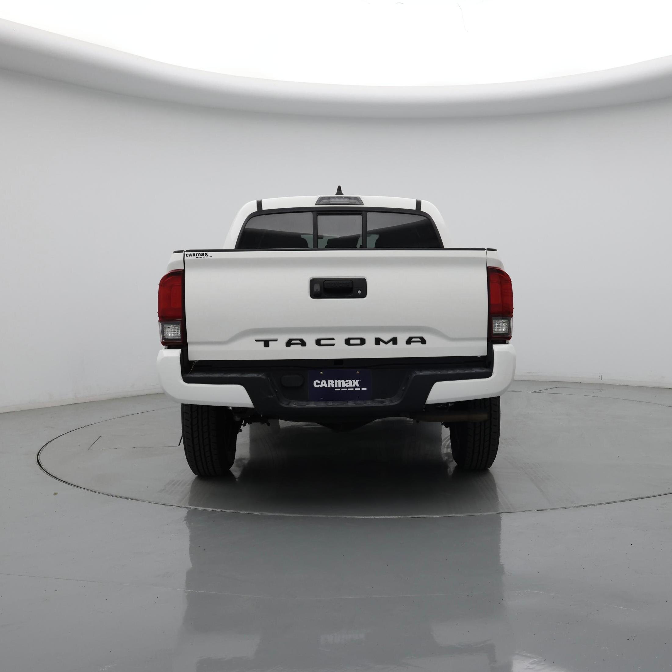 Thumbnail: 2022 Toyota Tacoma - 6