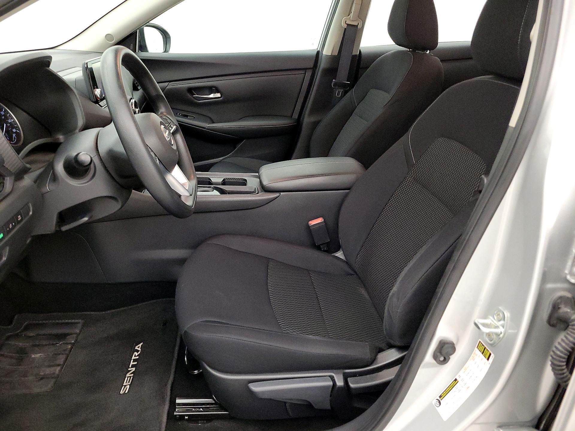 Thumbnail: 2023 Nissan Sentra - 11