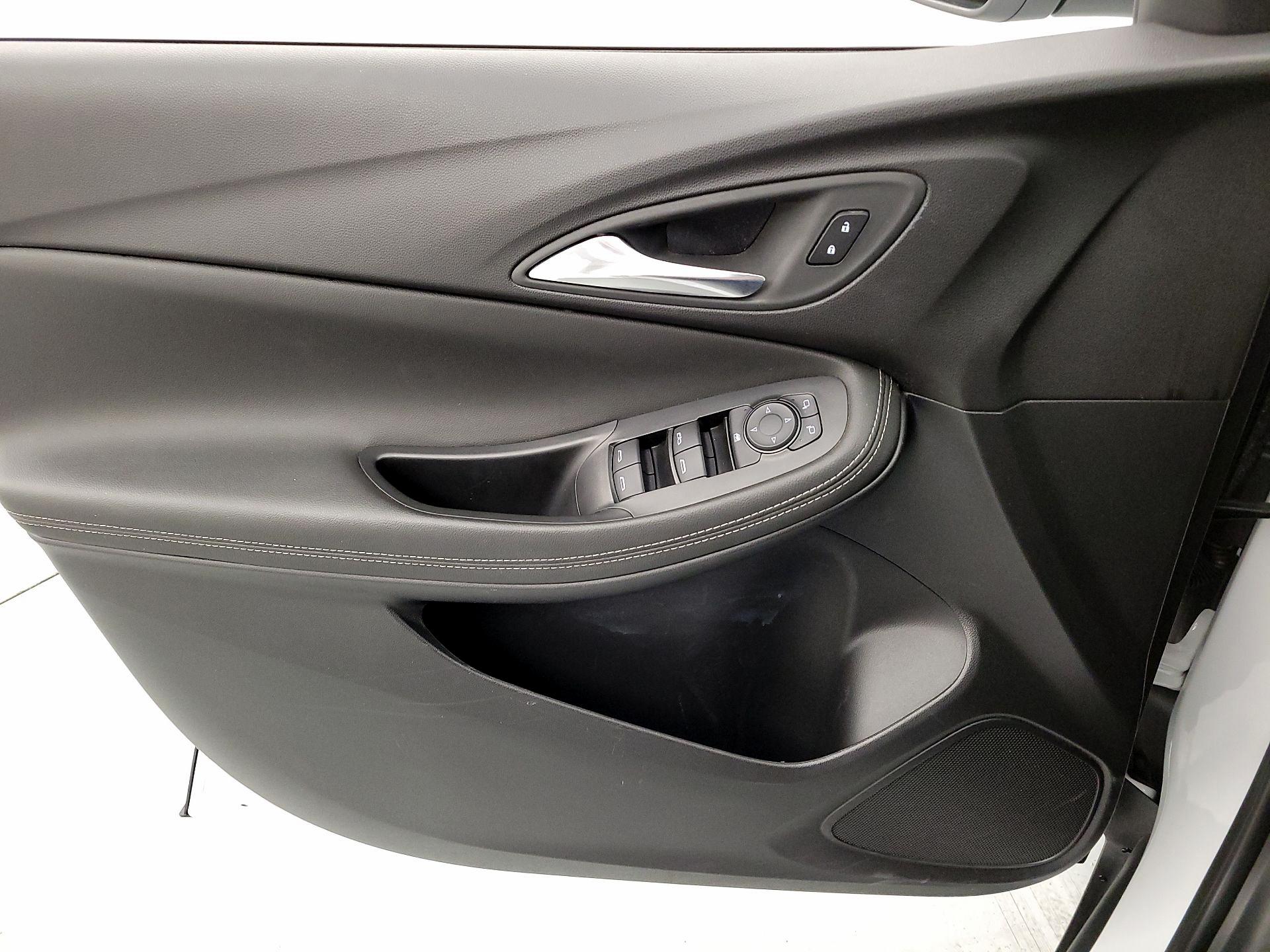 Thumbnail: 2025 Buick Encore GX - 12