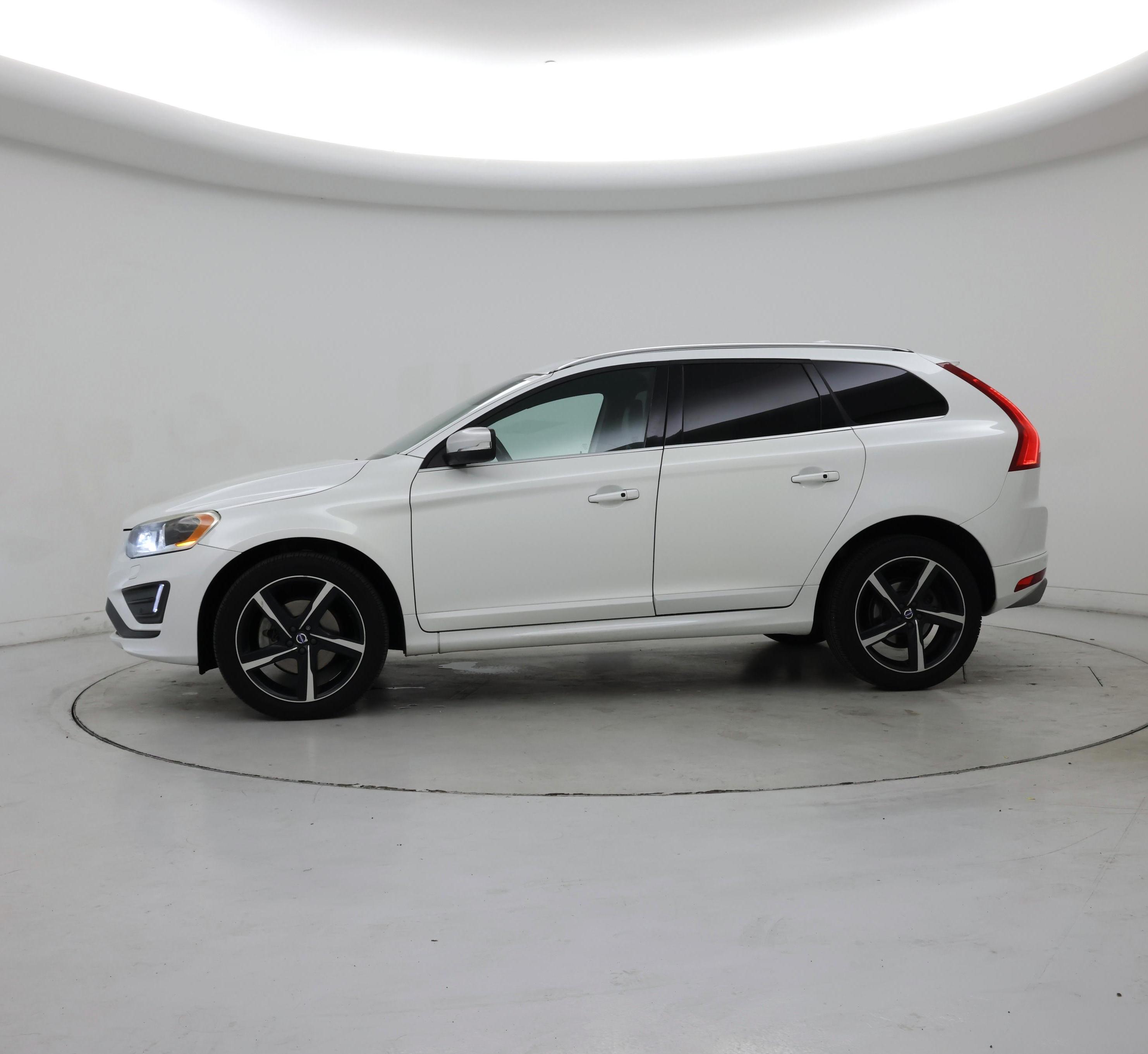 Thumbnail: 2016 Volvo XC60 - 3