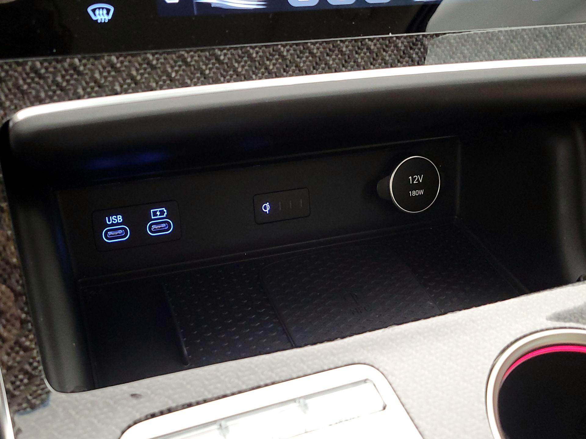 Thumbnail: 2025 Genesis GV80 - 19