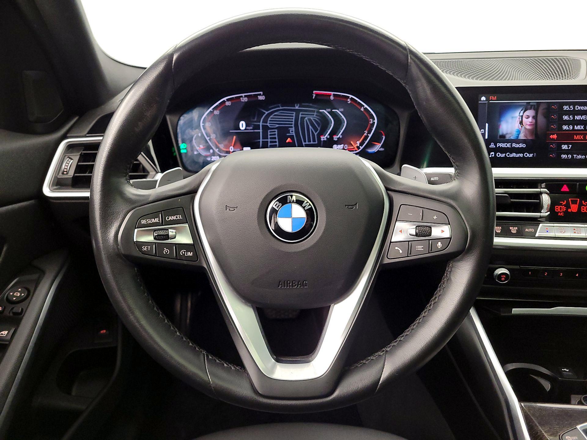 Thumbnail: 2020 BMW 3 Series - 10