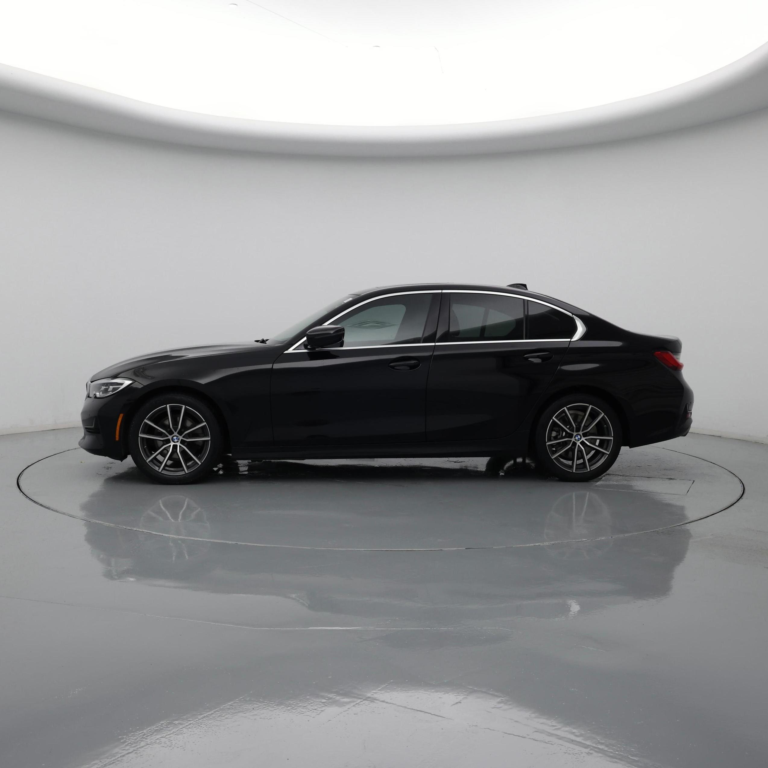 Thumbnail: 2020 BMW 3 Series - 3