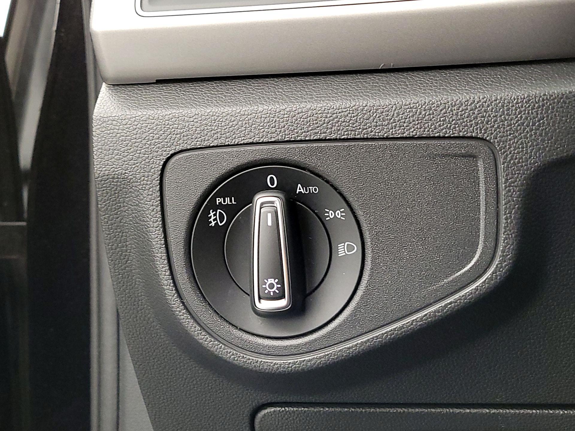 Thumbnail: 2019 Volkswagen Atlas - 13