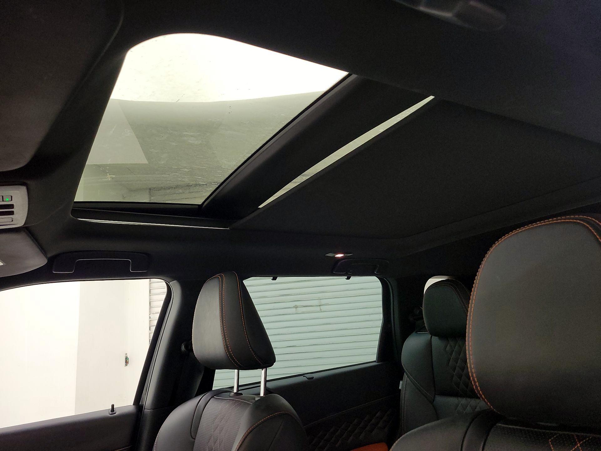 Thumbnail: 2023 Mitsubishi Outlander - 19