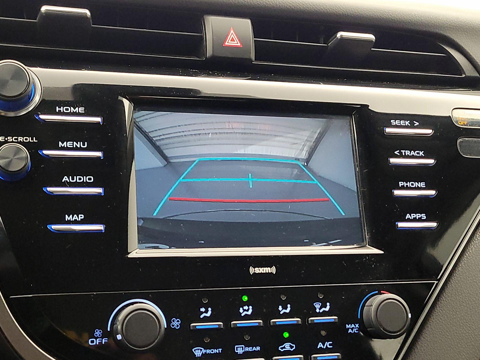 Thumbnail: 2020 Toyota Camry - 14