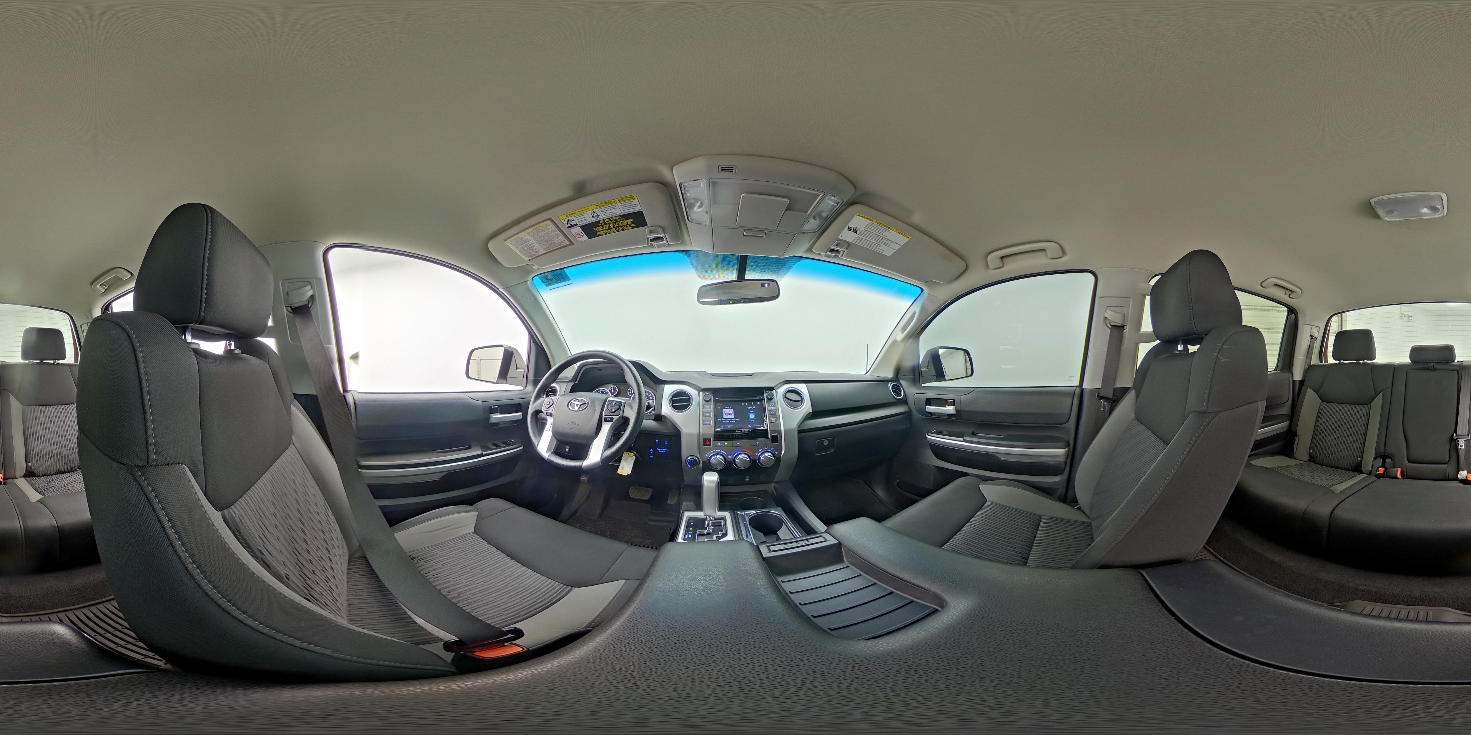 2017 Toyota Tundra SR5 - Photo 24