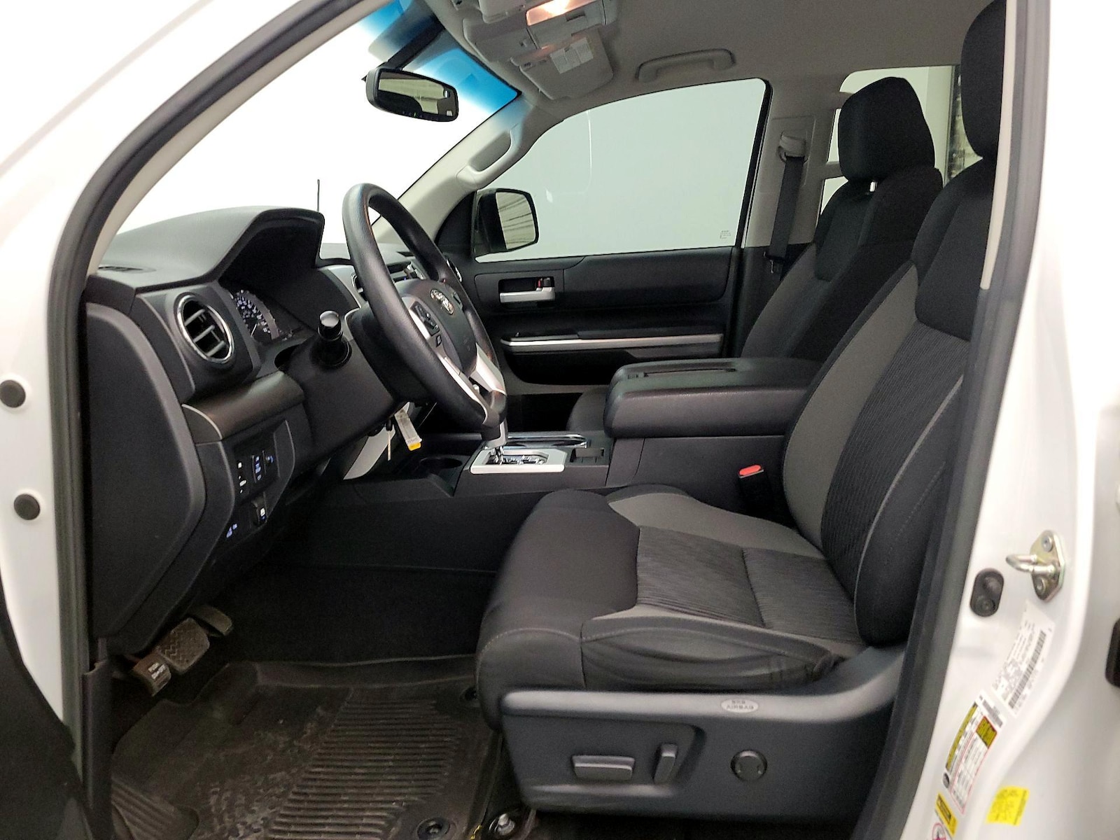 2017 Toyota Tundra SR5 - Photo 12