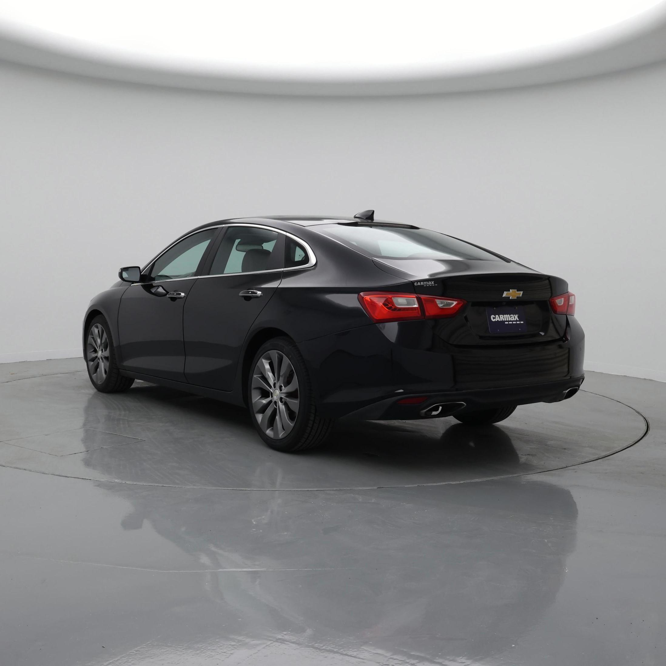 Thumbnail: 2016 Chevrolet Malibu - 2