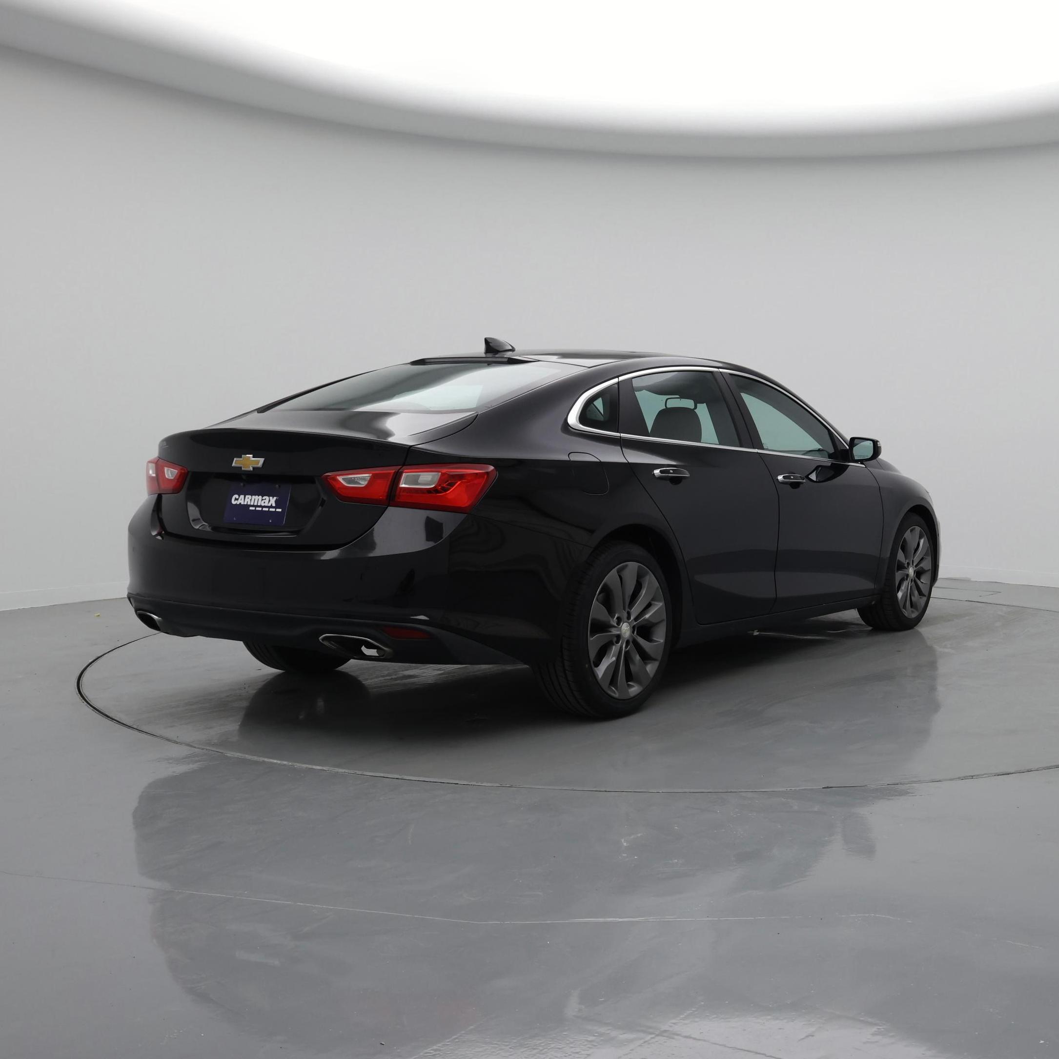 Thumbnail: 2016 Chevrolet Malibu - 8