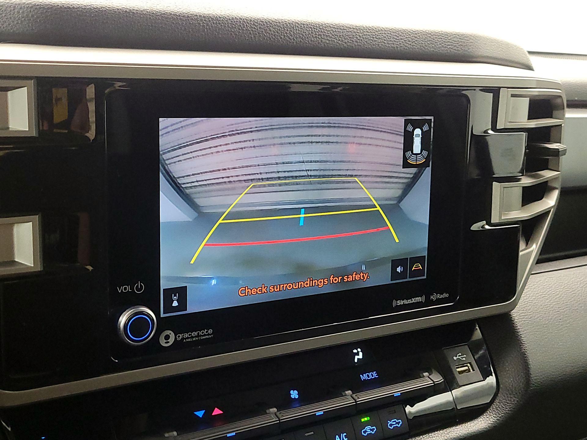 Thumbnail: 2022 Toyota Tundra - 14