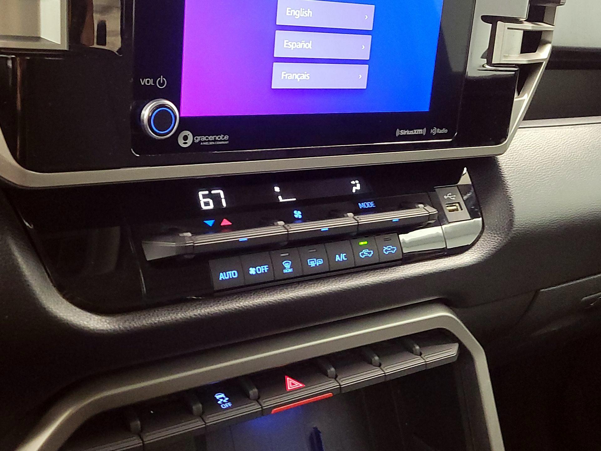 Thumbnail: 2022 Toyota Tundra - 16