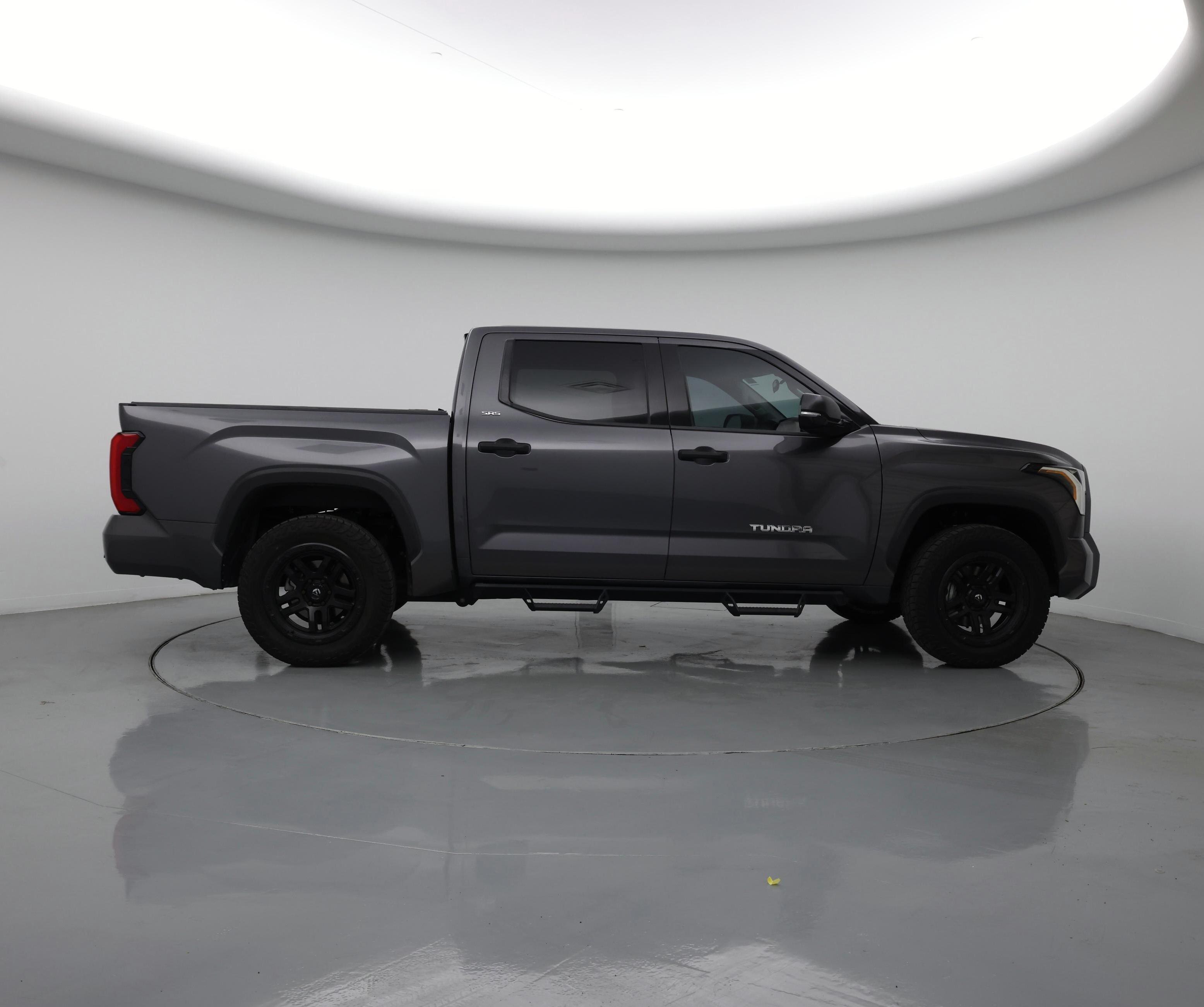 Thumbnail: 2022 Toyota Tundra - 7