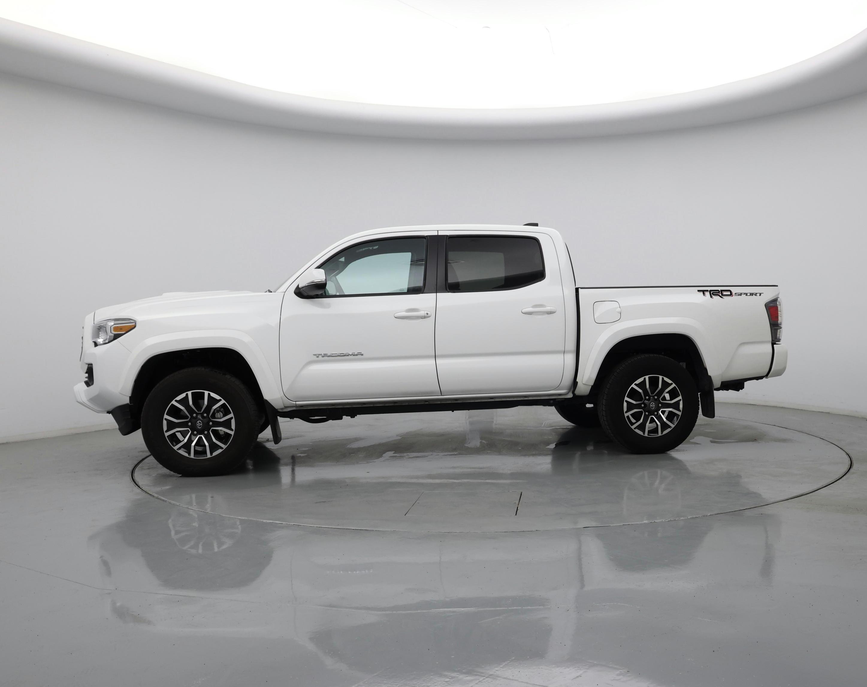 Thumbnail: 2023 Toyota Tacoma - 3