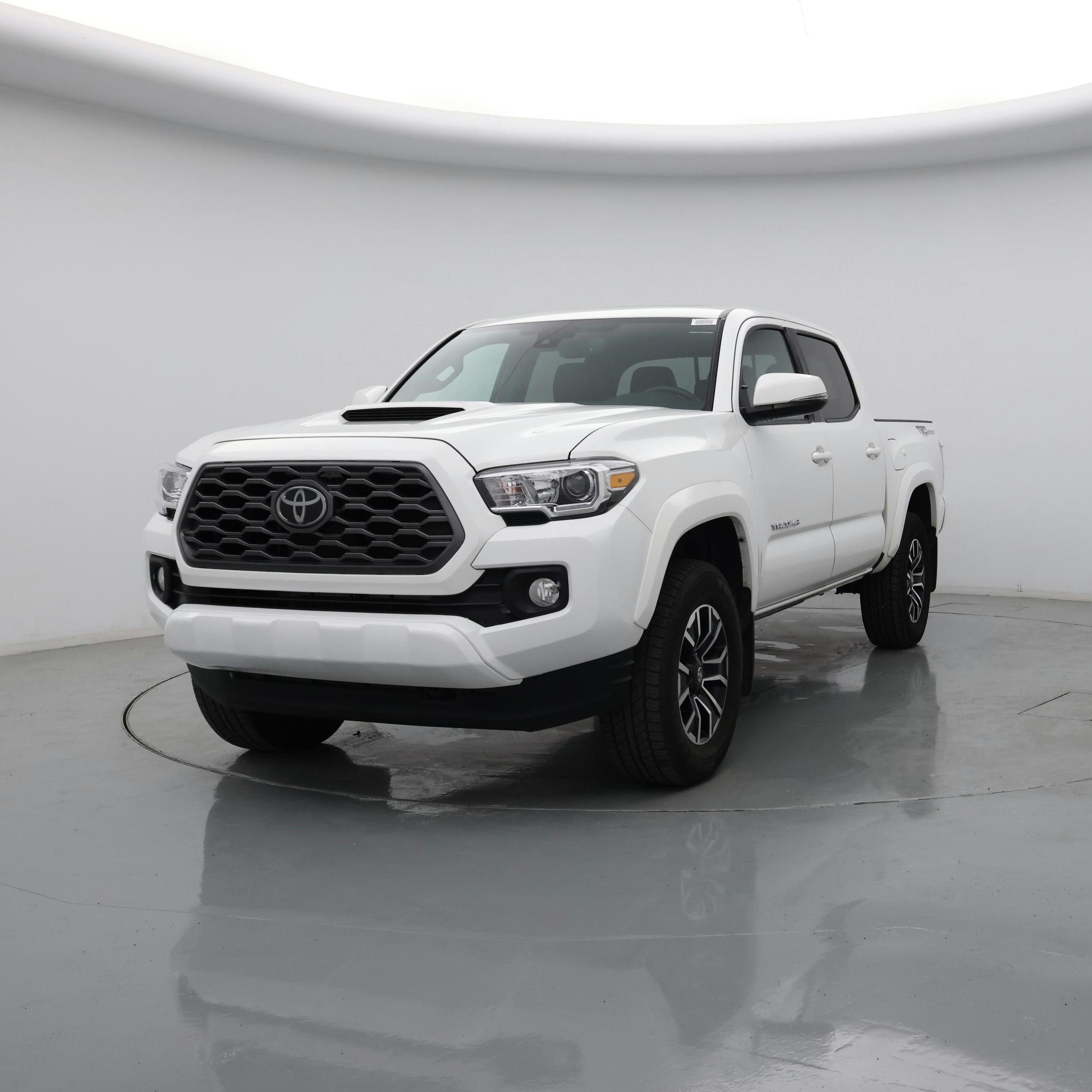 Thumbnail: 2023 Toyota Tacoma - 4