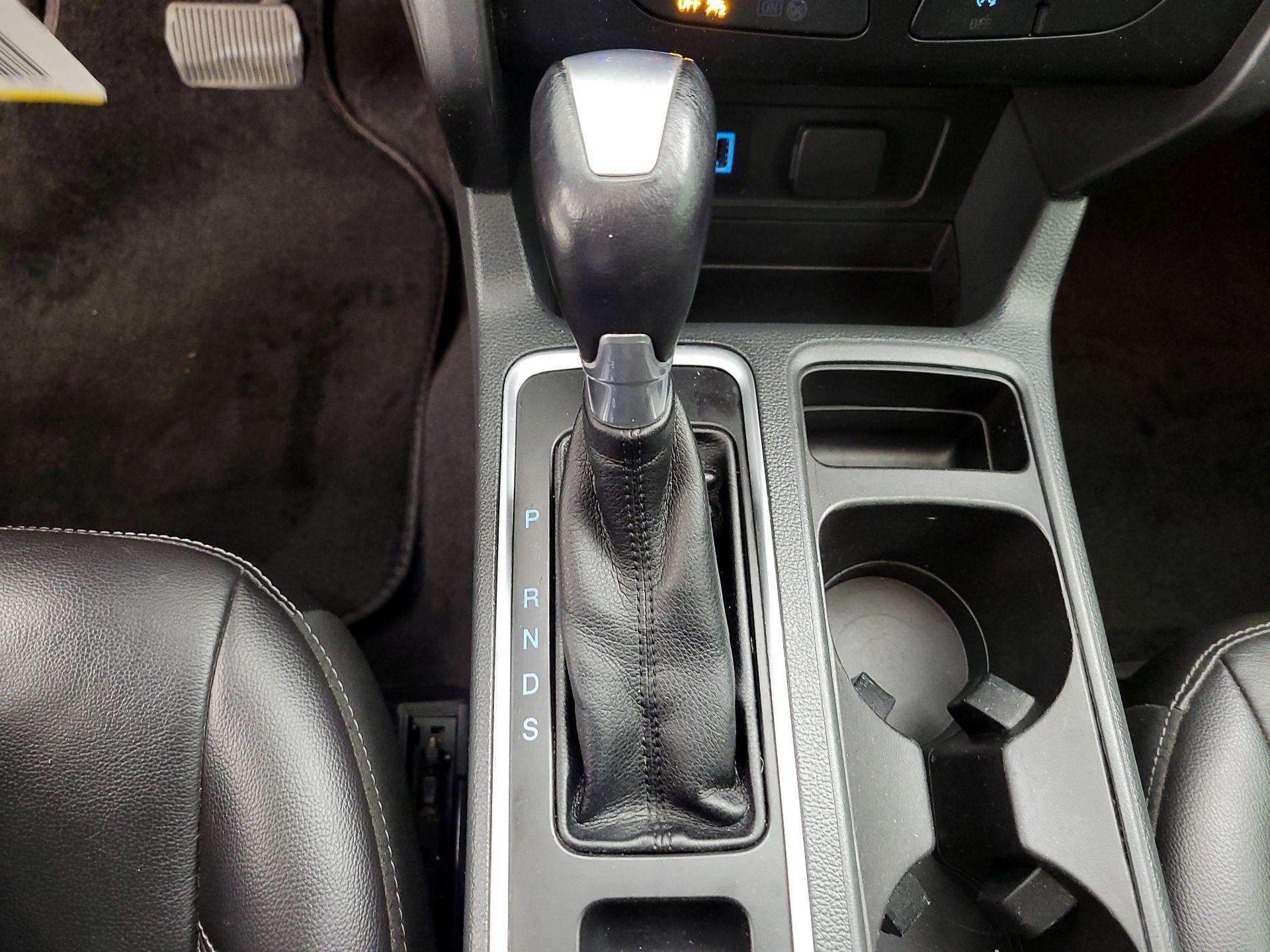 Thumbnail: 2017 Ford Escape - 17