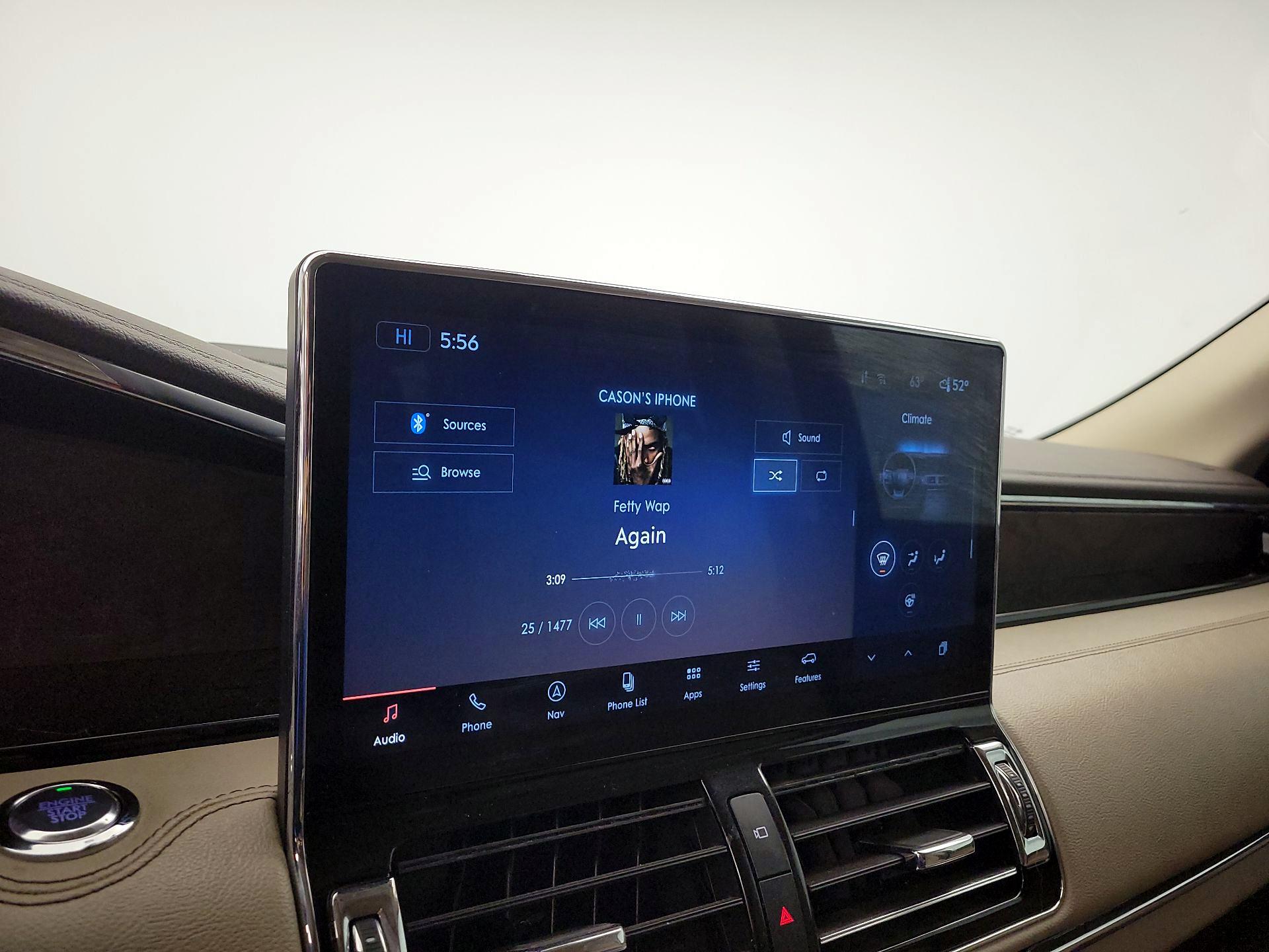 Thumbnail: 2023 Lincoln Navigator L - 16