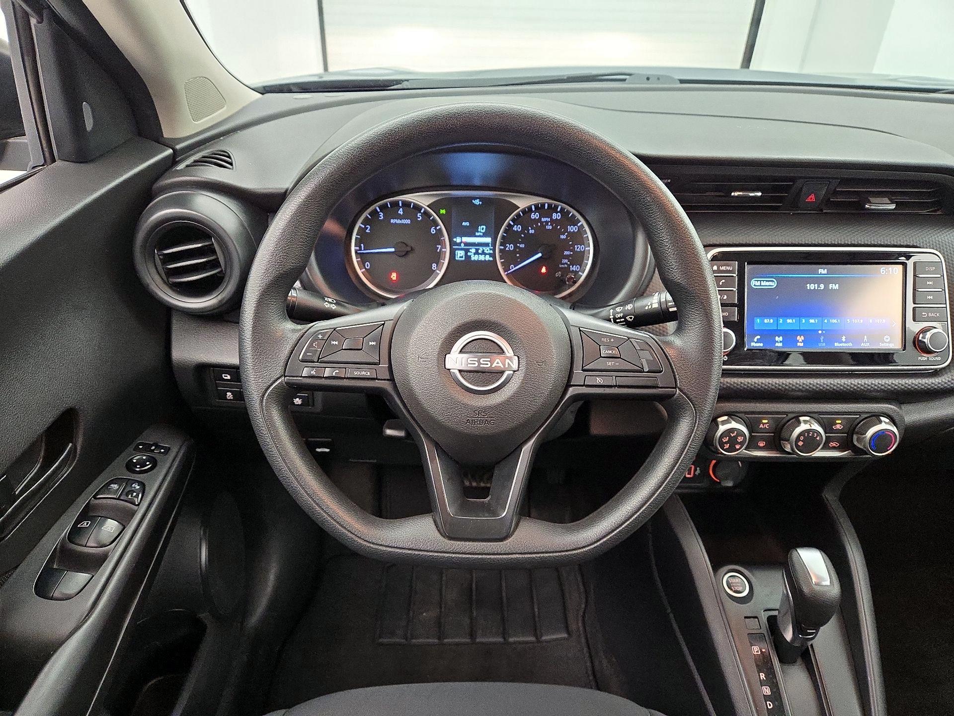 Thumbnail: 2023 Nissan Kicks - 10