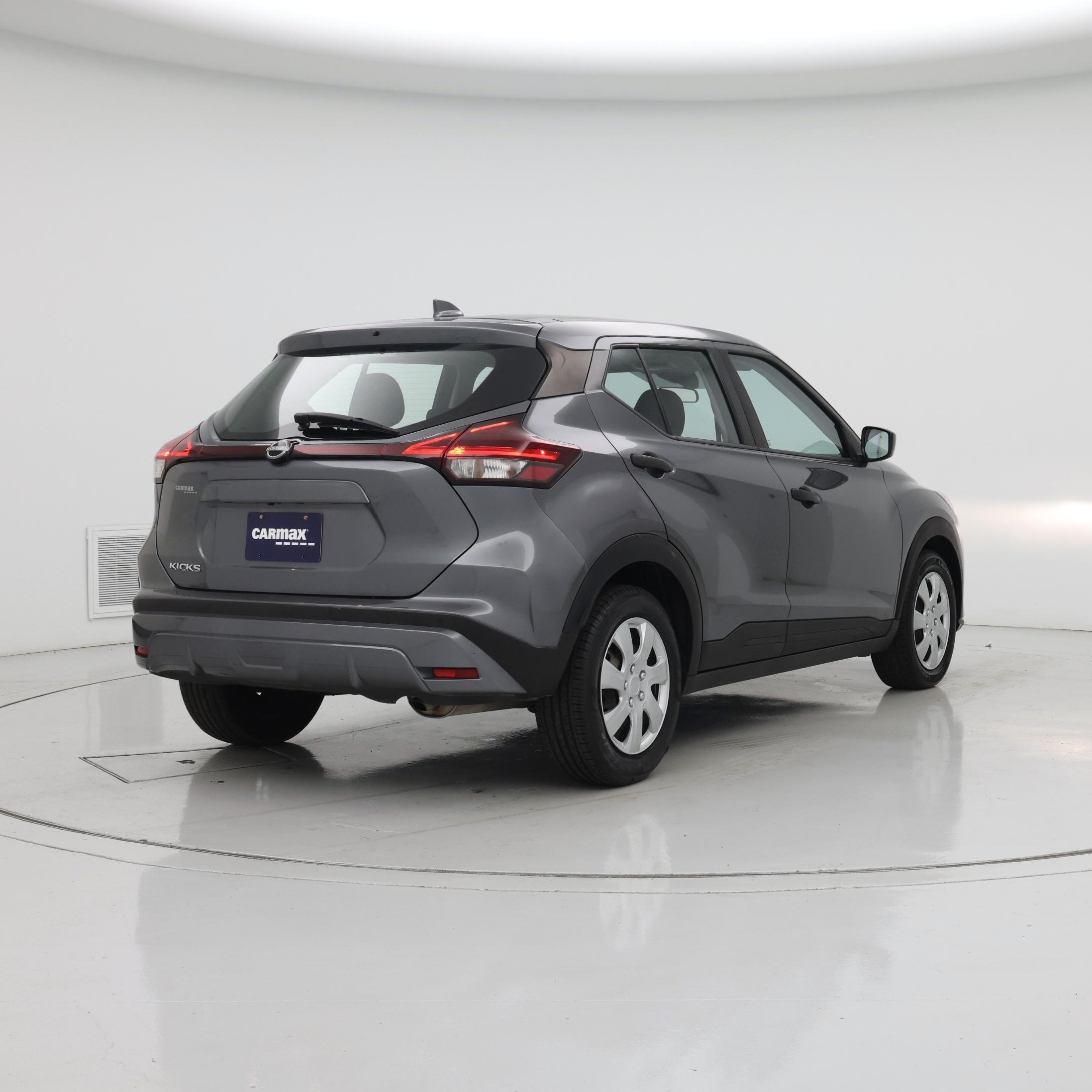 Thumbnail: 2023 Nissan Kicks - 8