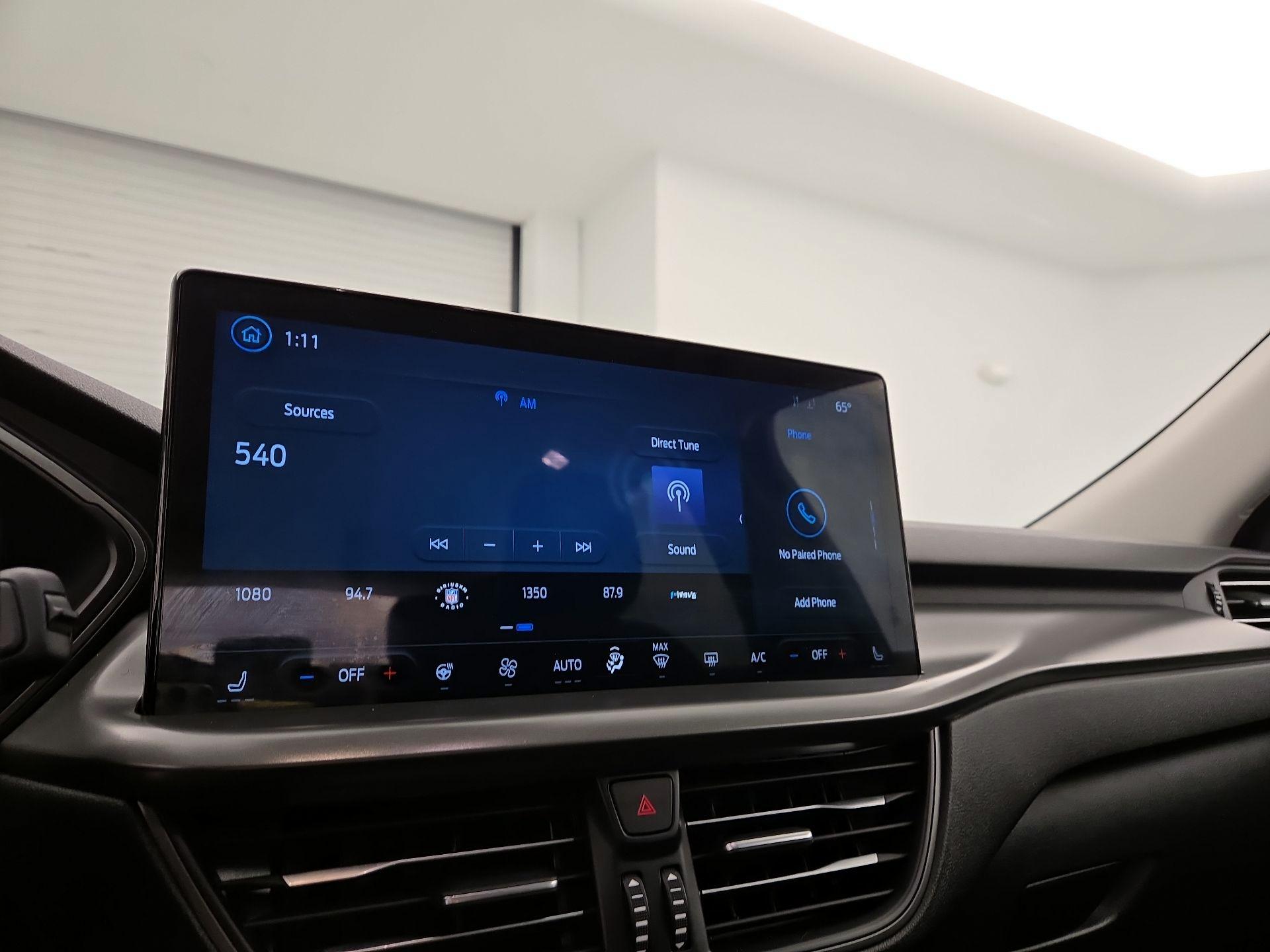 Thumbnail: 2023 Ford Escape - 16