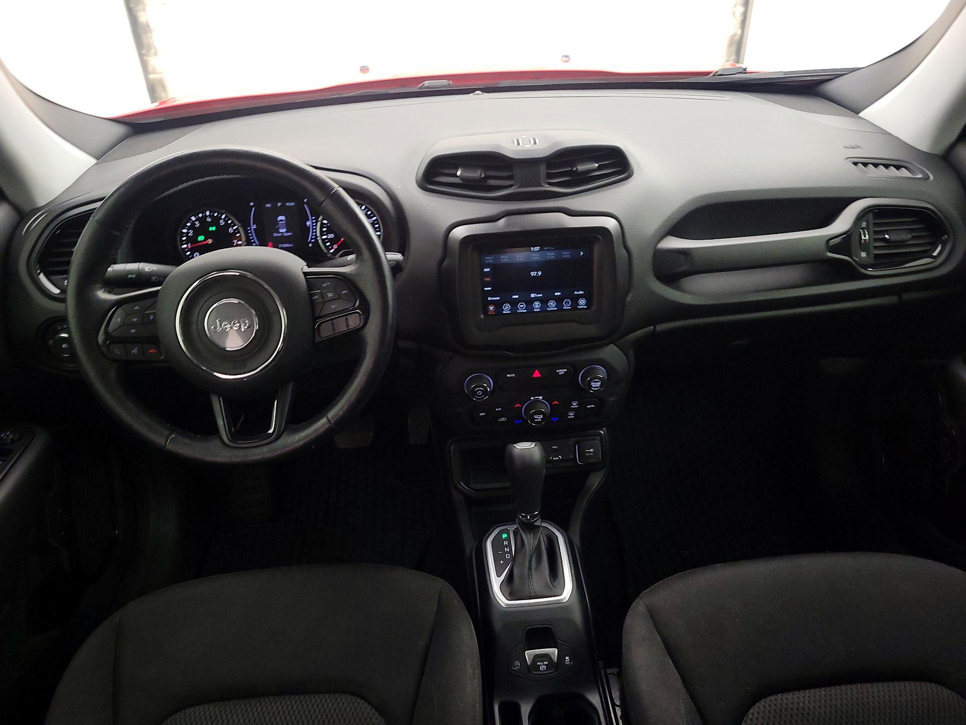 Thumbnail: 2020 Jeep Renegade - 9