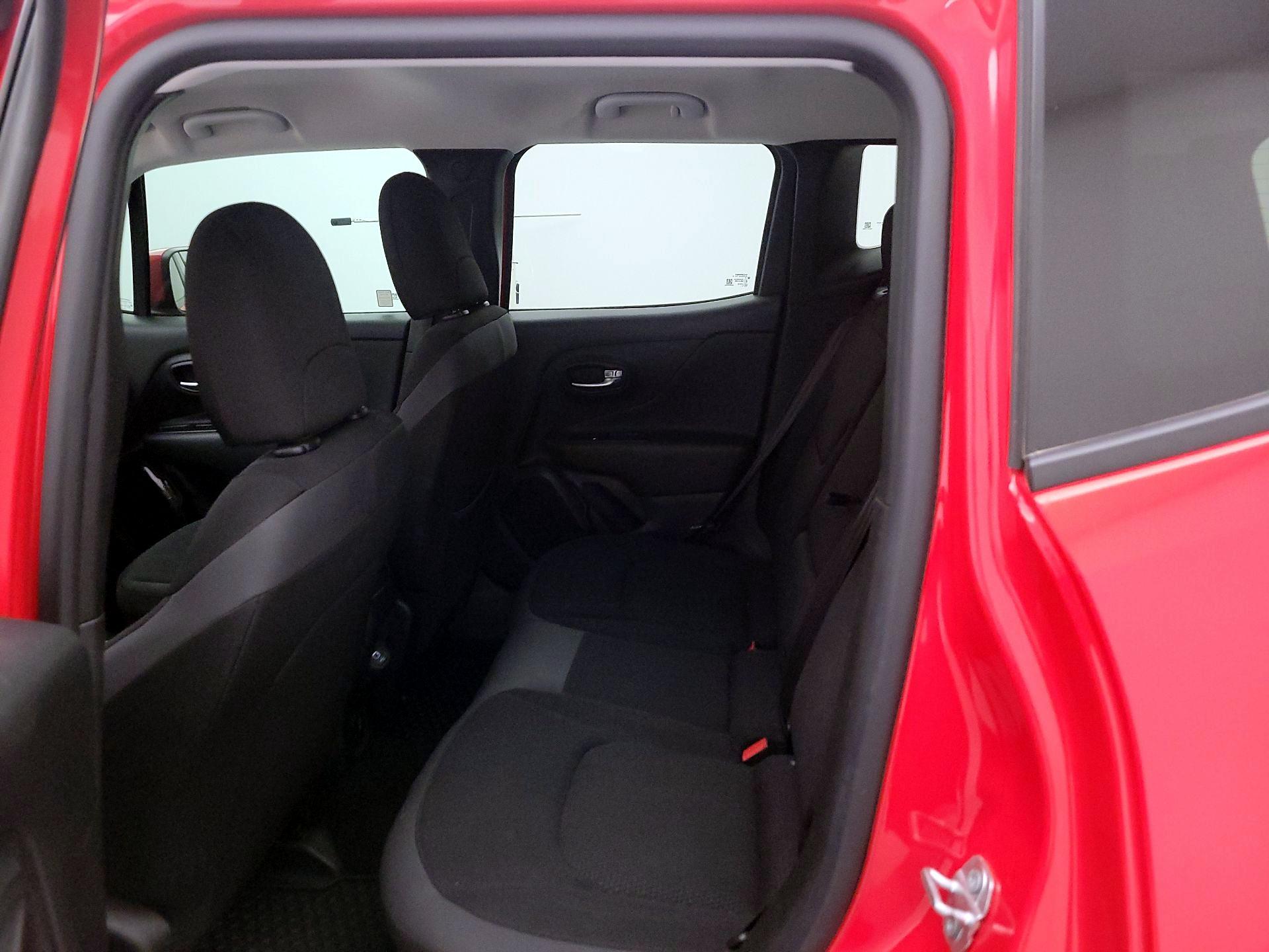 Thumbnail: 2020 Jeep Renegade - 19