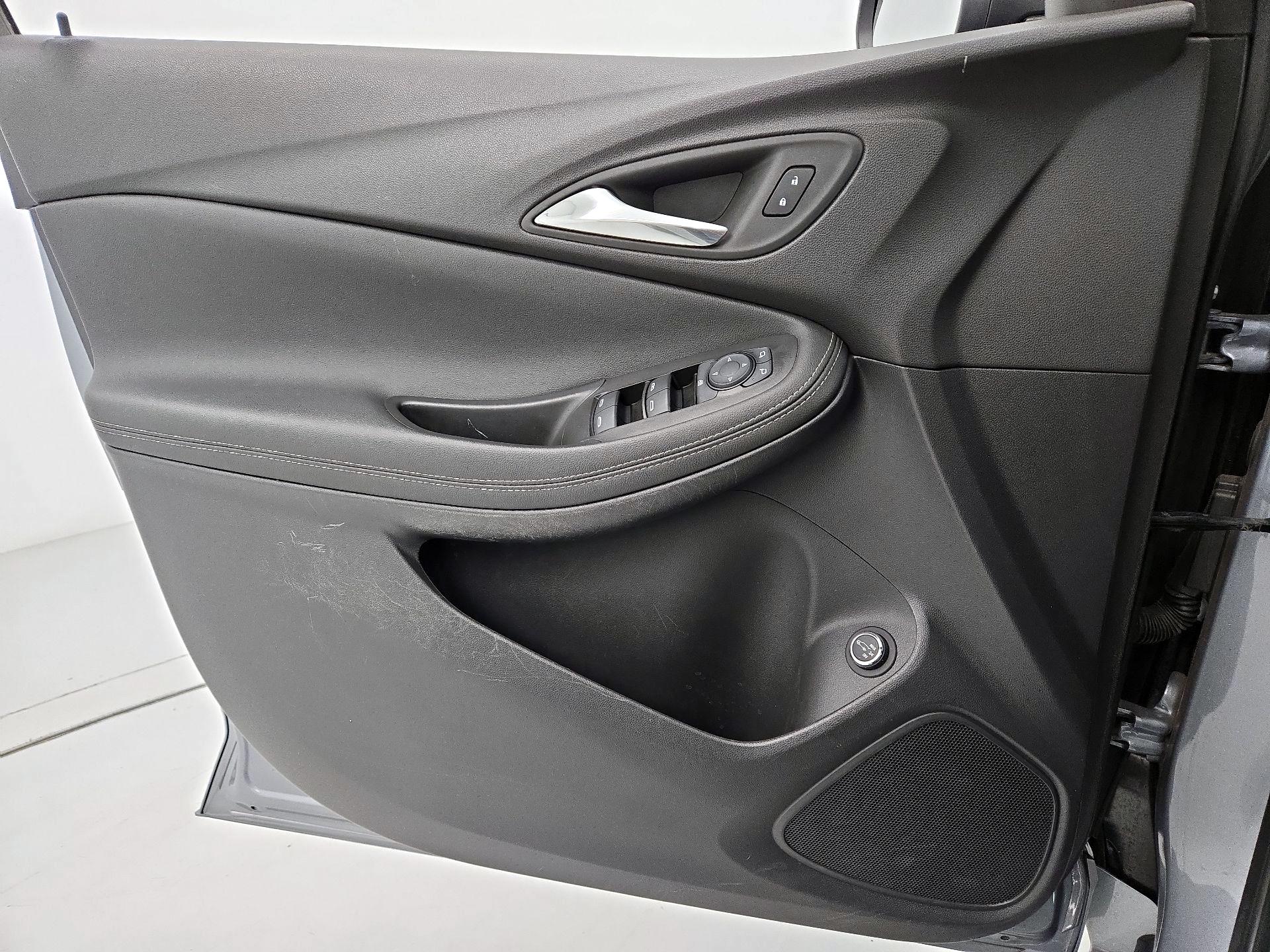 Thumbnail: 2023 Buick Encore GX - 12