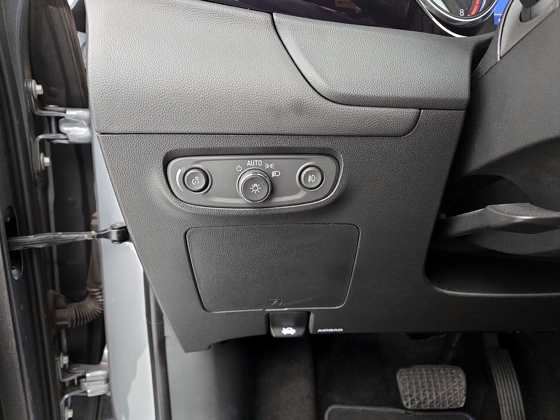 Thumbnail: 2023 Buick Encore GX - 13