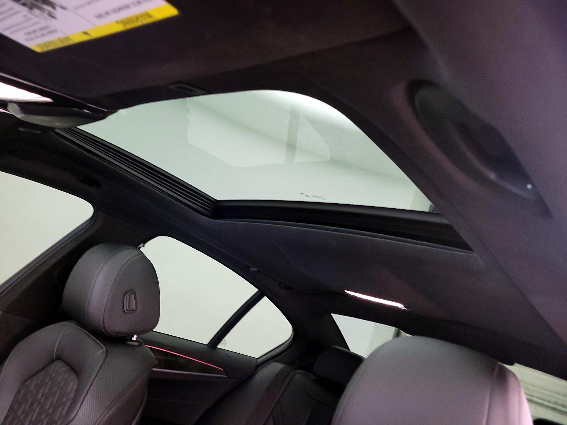 Thumbnail: 2022 BMW 5 Series - 20