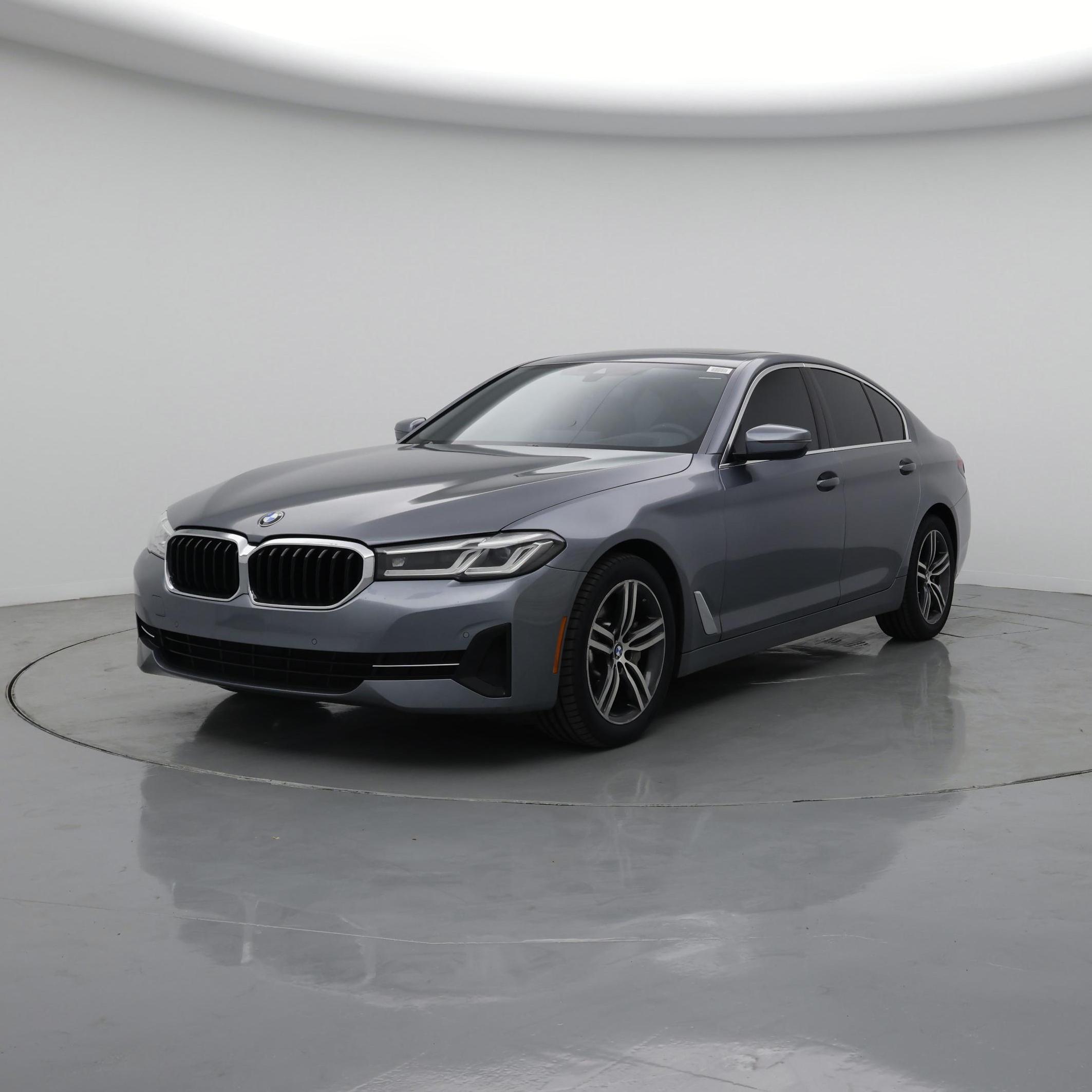 Thumbnail: 2022 BMW 5 Series - 4
