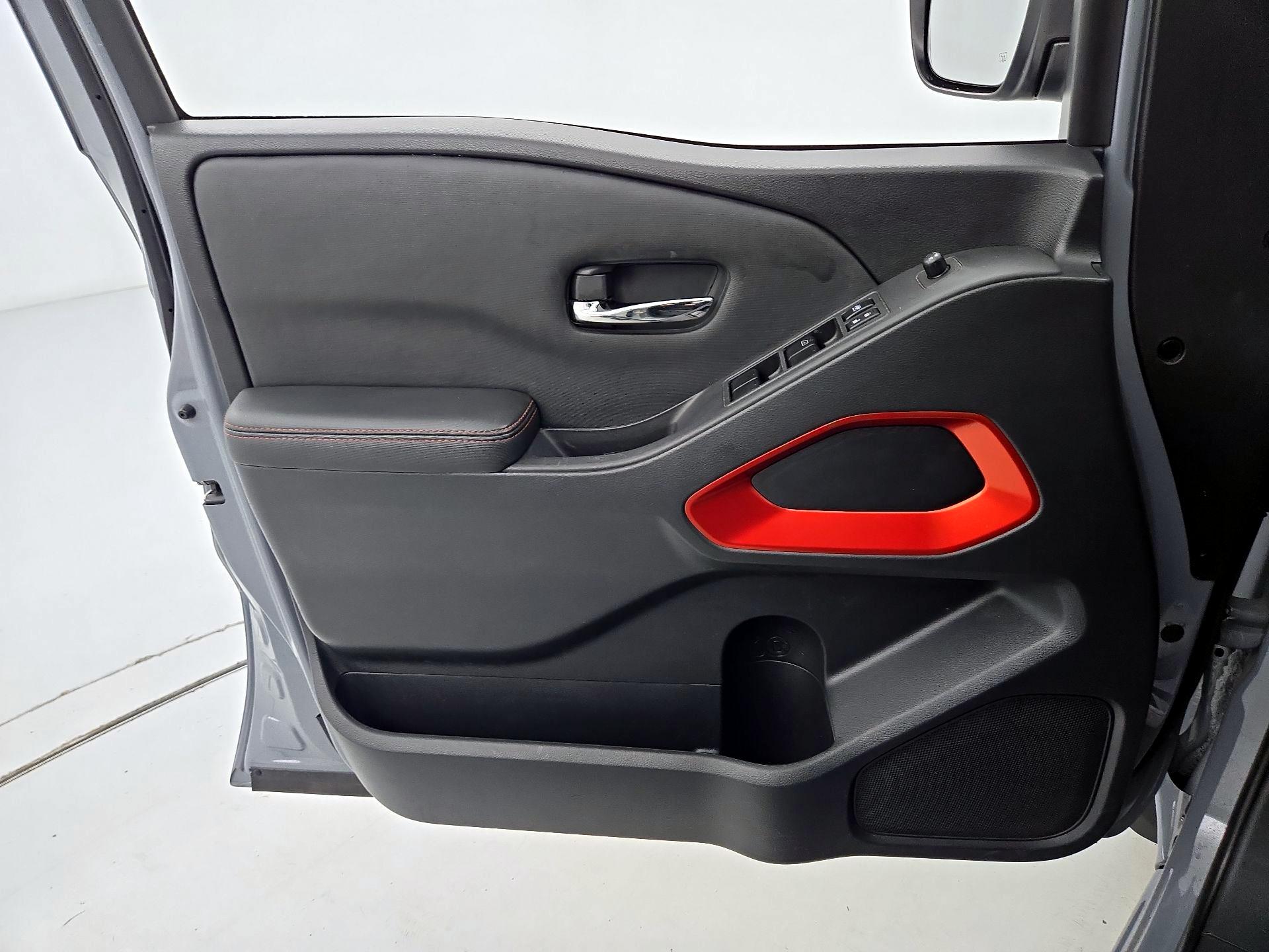 Thumbnail: 2024 Nissan Frontier - 12