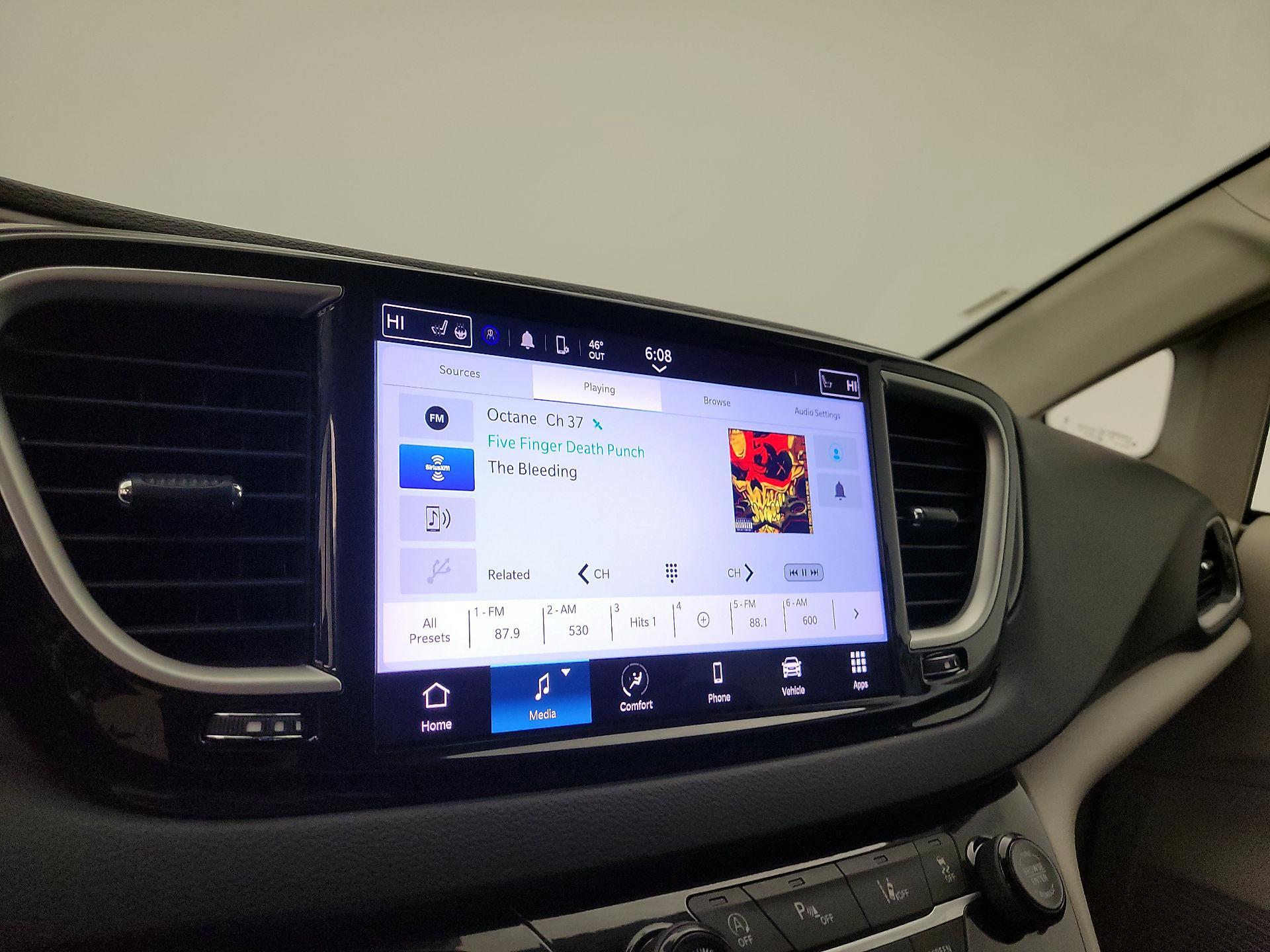 Thumbnail: 2024 Chrysler Pacifica - 15