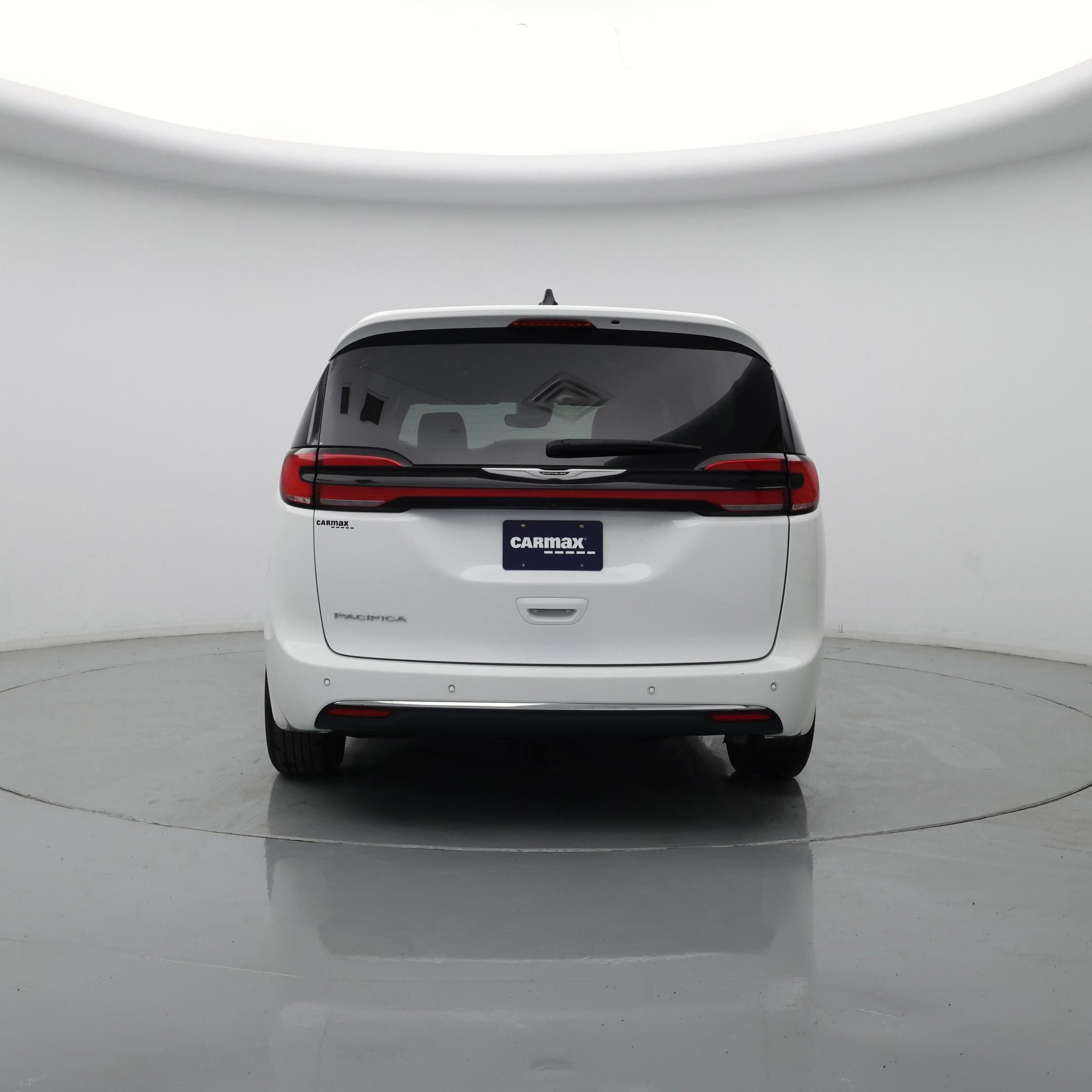 Thumbnail: 2024 Chrysler Pacifica - 6