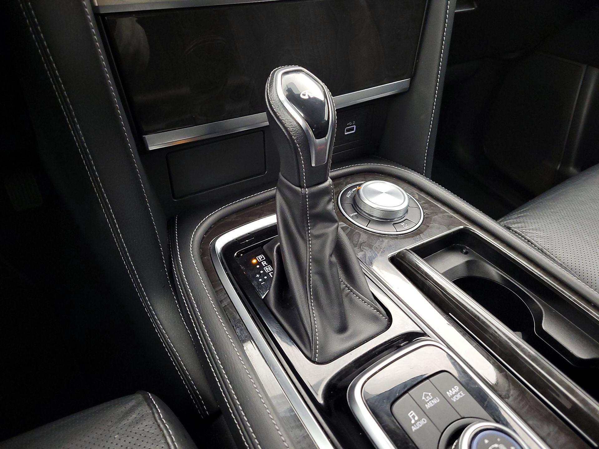 Thumbnail: 2024 INFINITI QX80 - 17